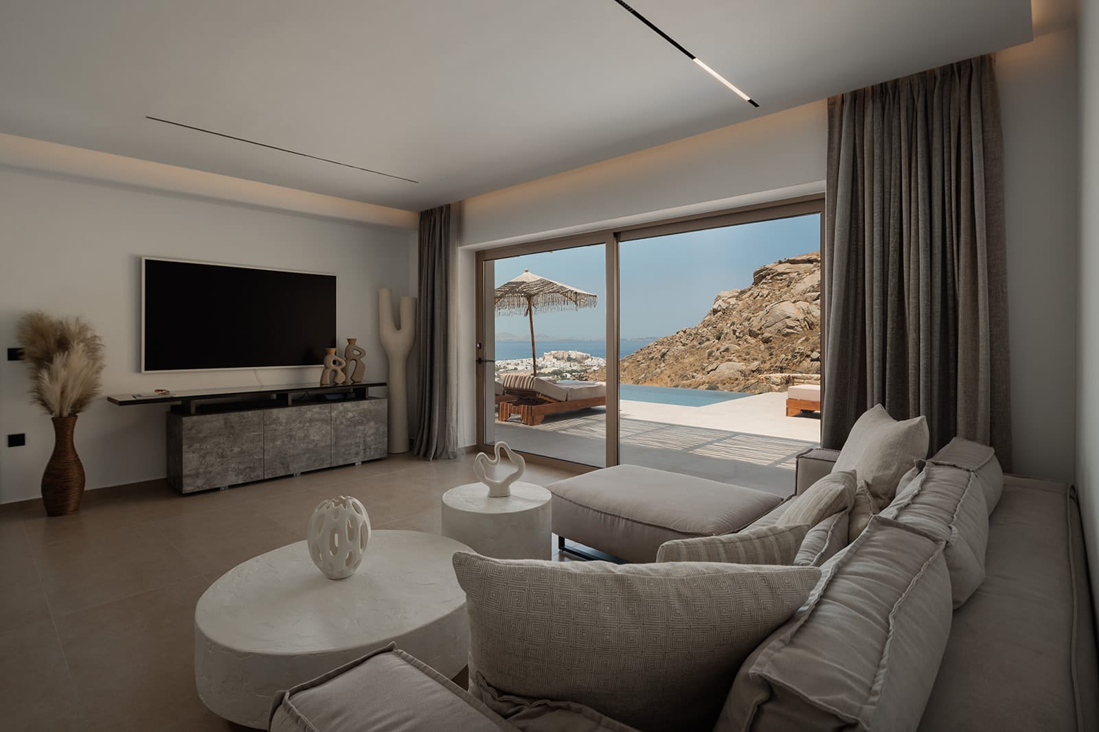 GkF Luxury Villas - VILLA1 - 2