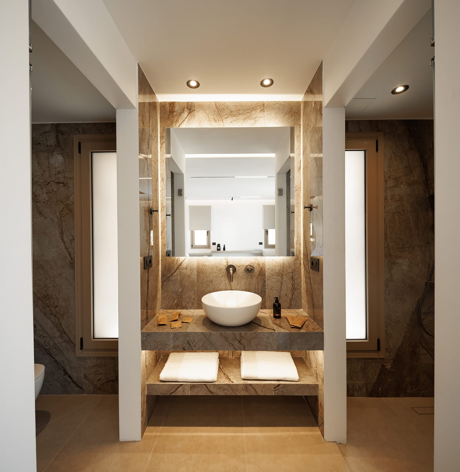 GkF Luxury Villas - SUITE - 9