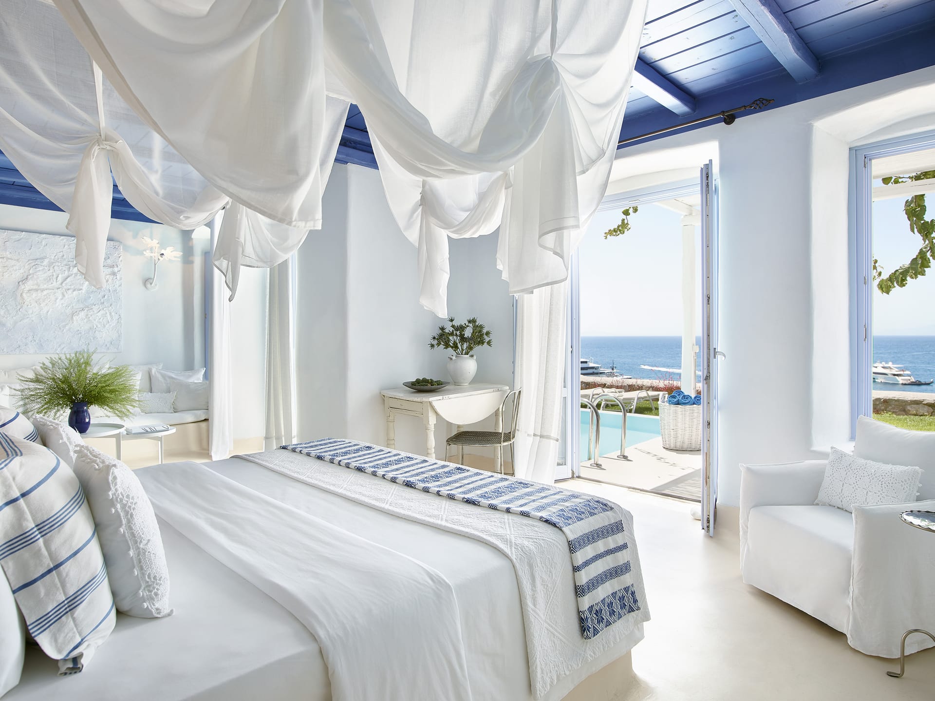 Cobalt Blu Villa Waterfront