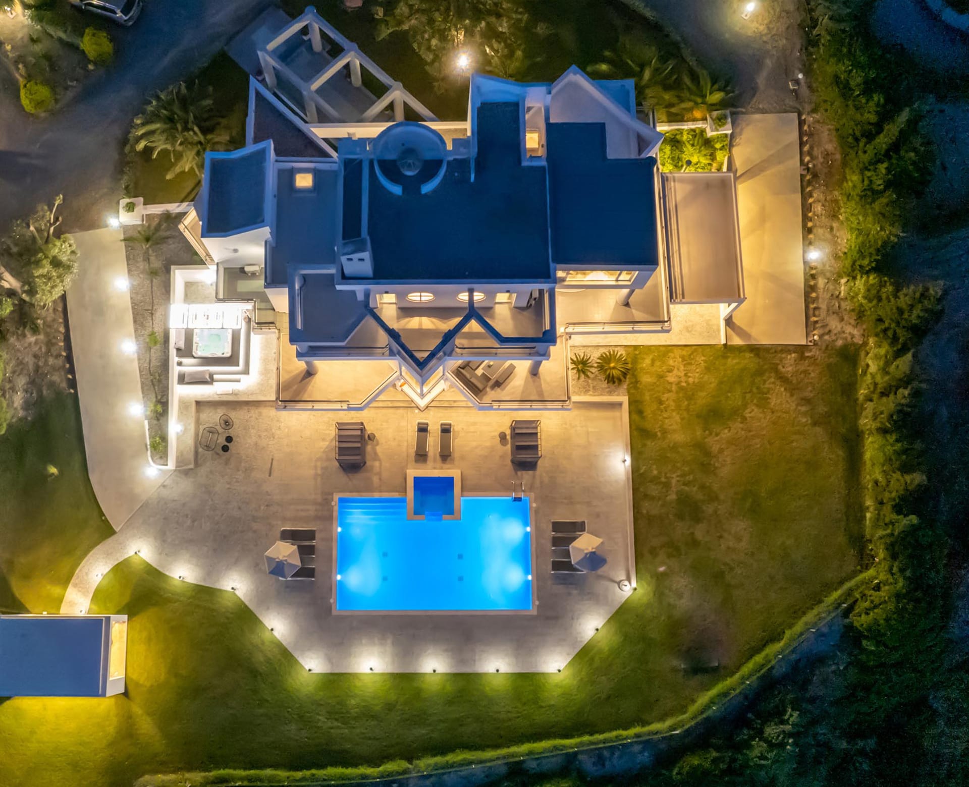 Monte Smith Grand Luxury Villa