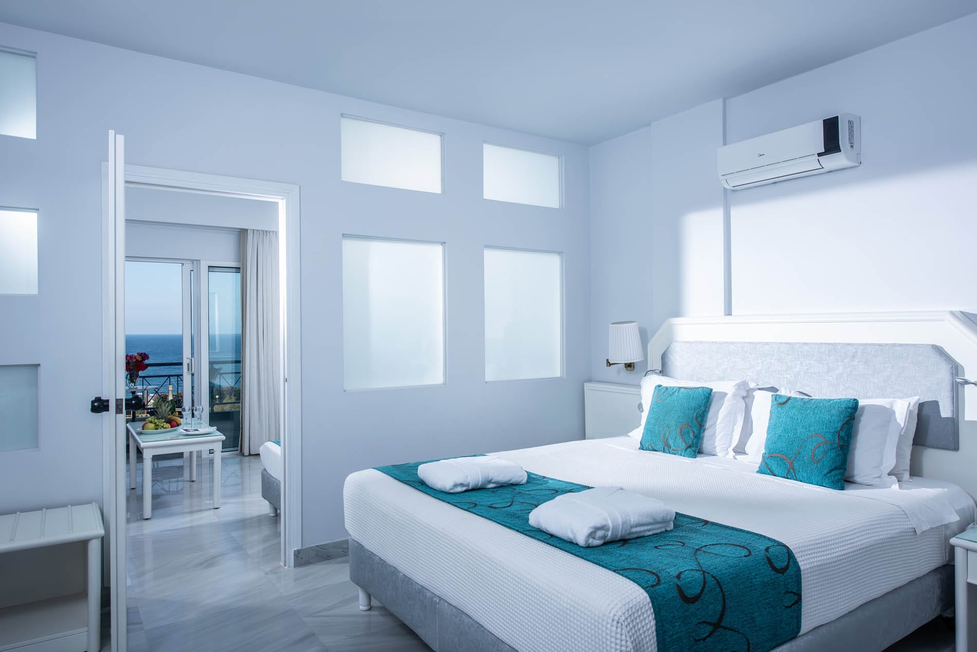 One Bedroom Suite Sea View