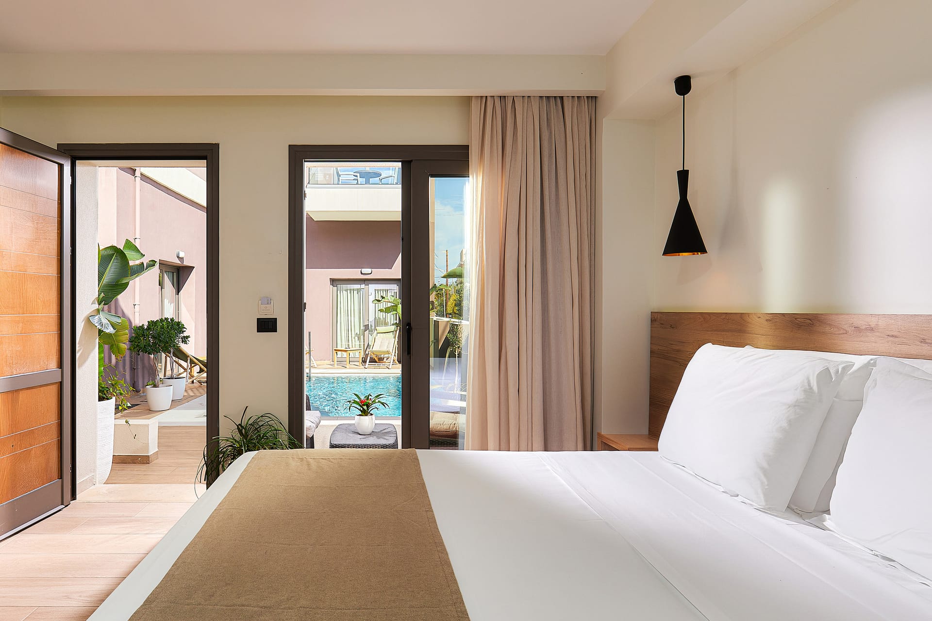 Triple Room Sharing Pool