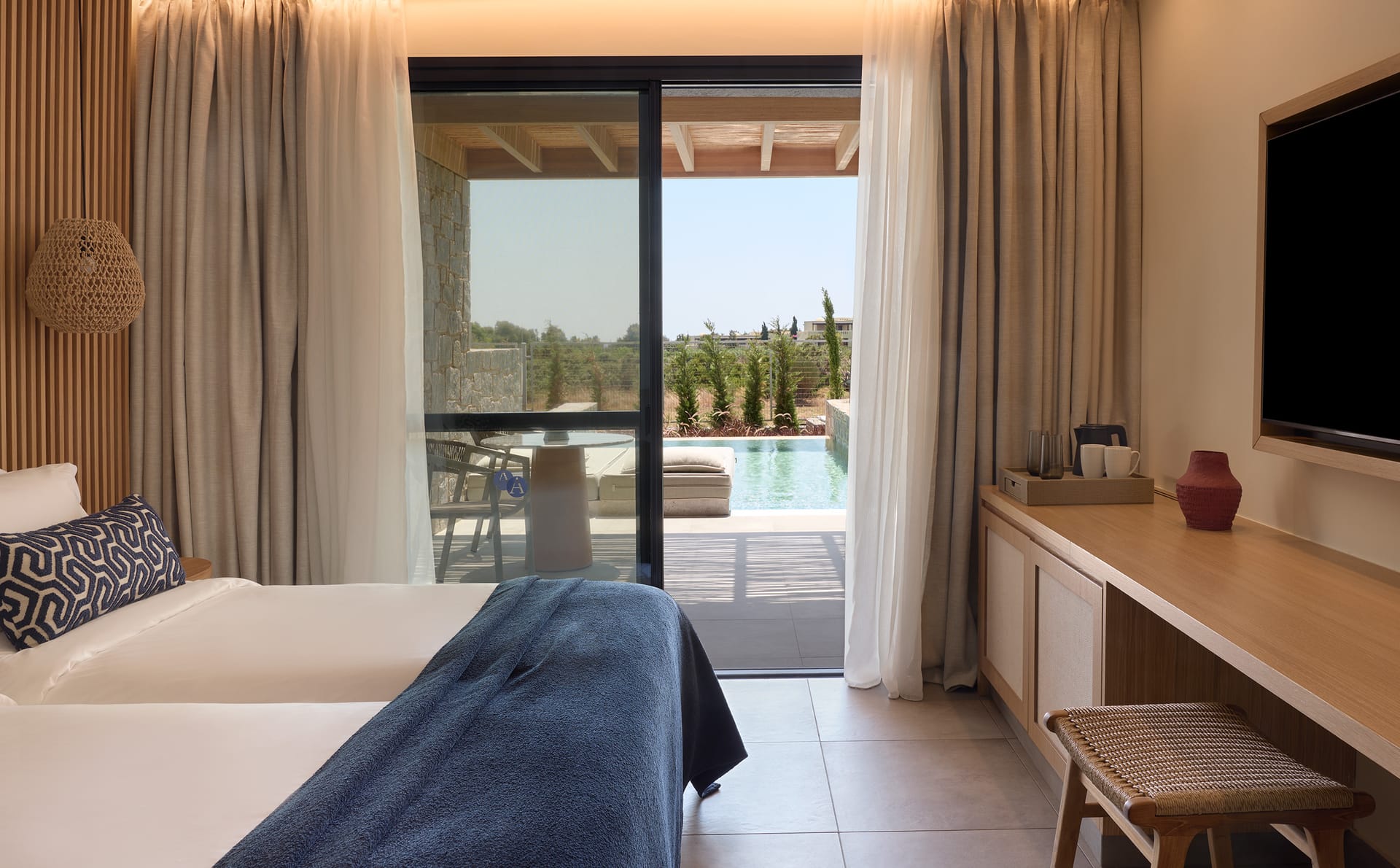 Premium Double Room Private Pool Inland View | Residences Area
