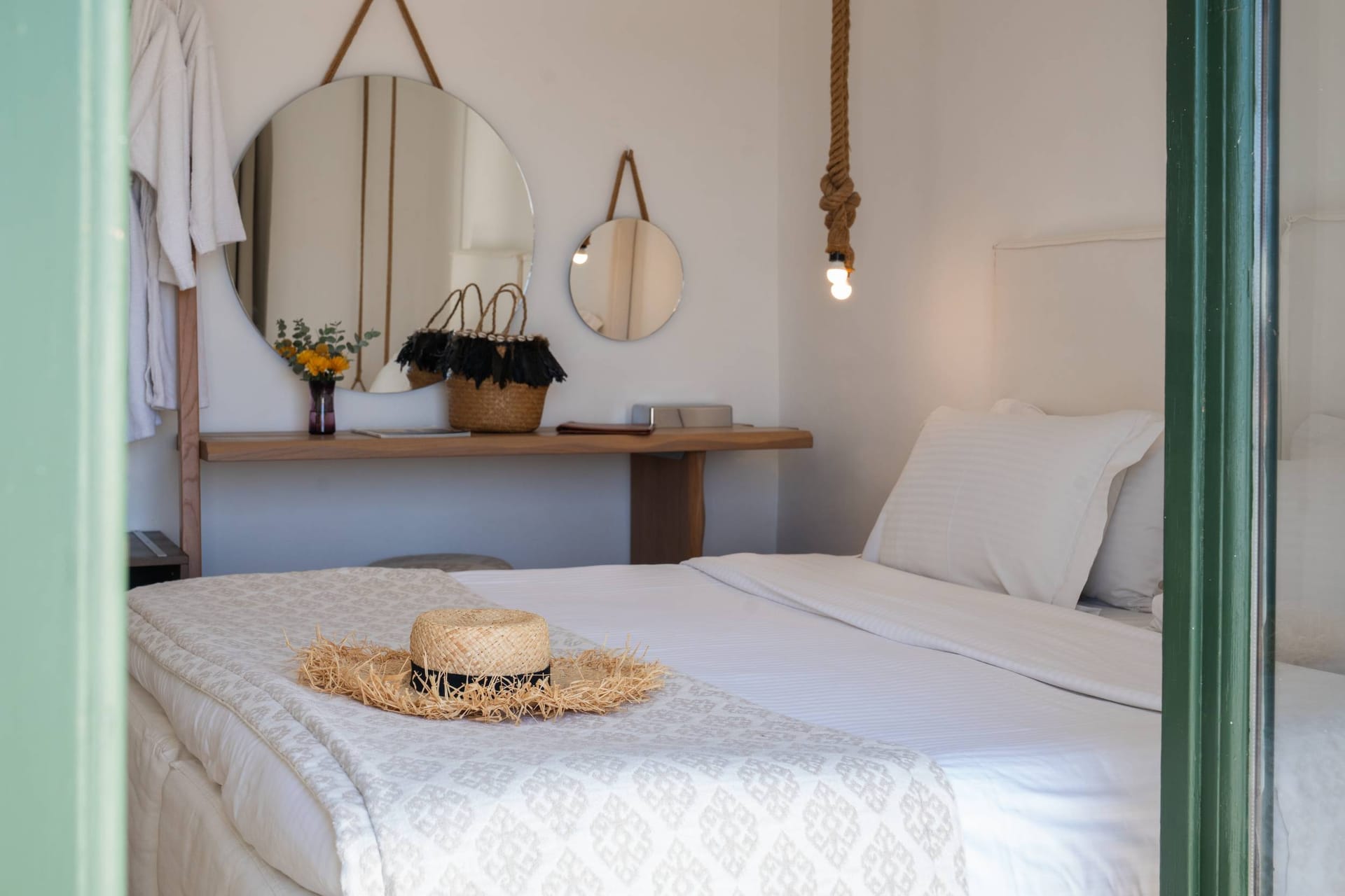 Tharroe of Mykonos Hotel - ISL - 3