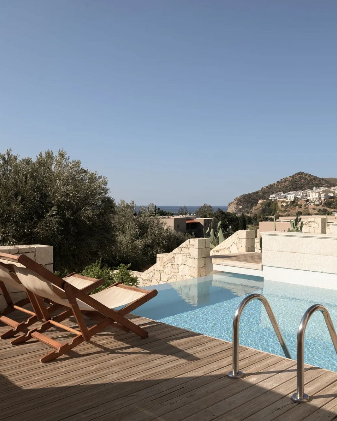 Suite 1 Bedroom Private pool Sea view