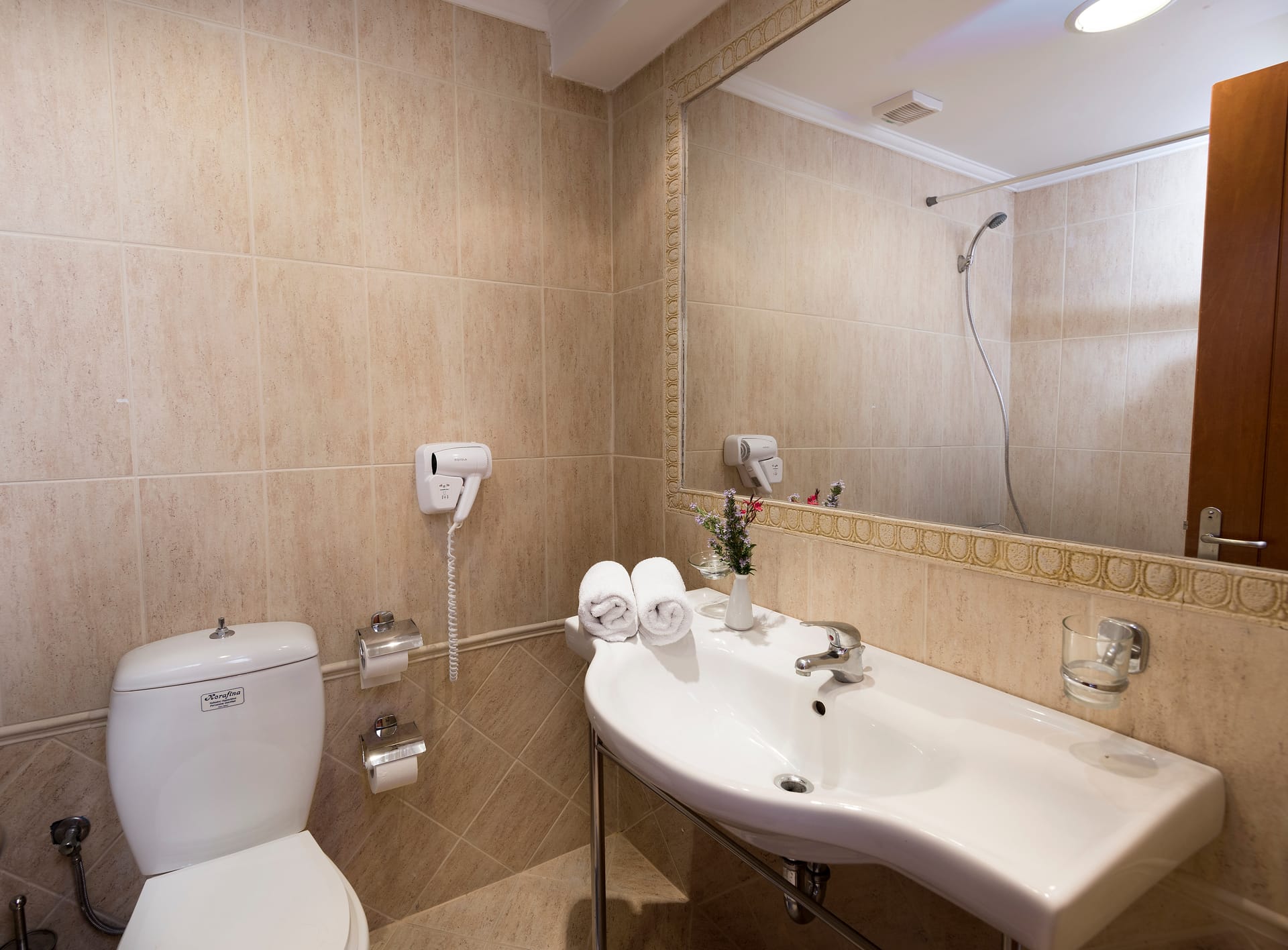 Avalon Palace Hotel - ATQ - 4