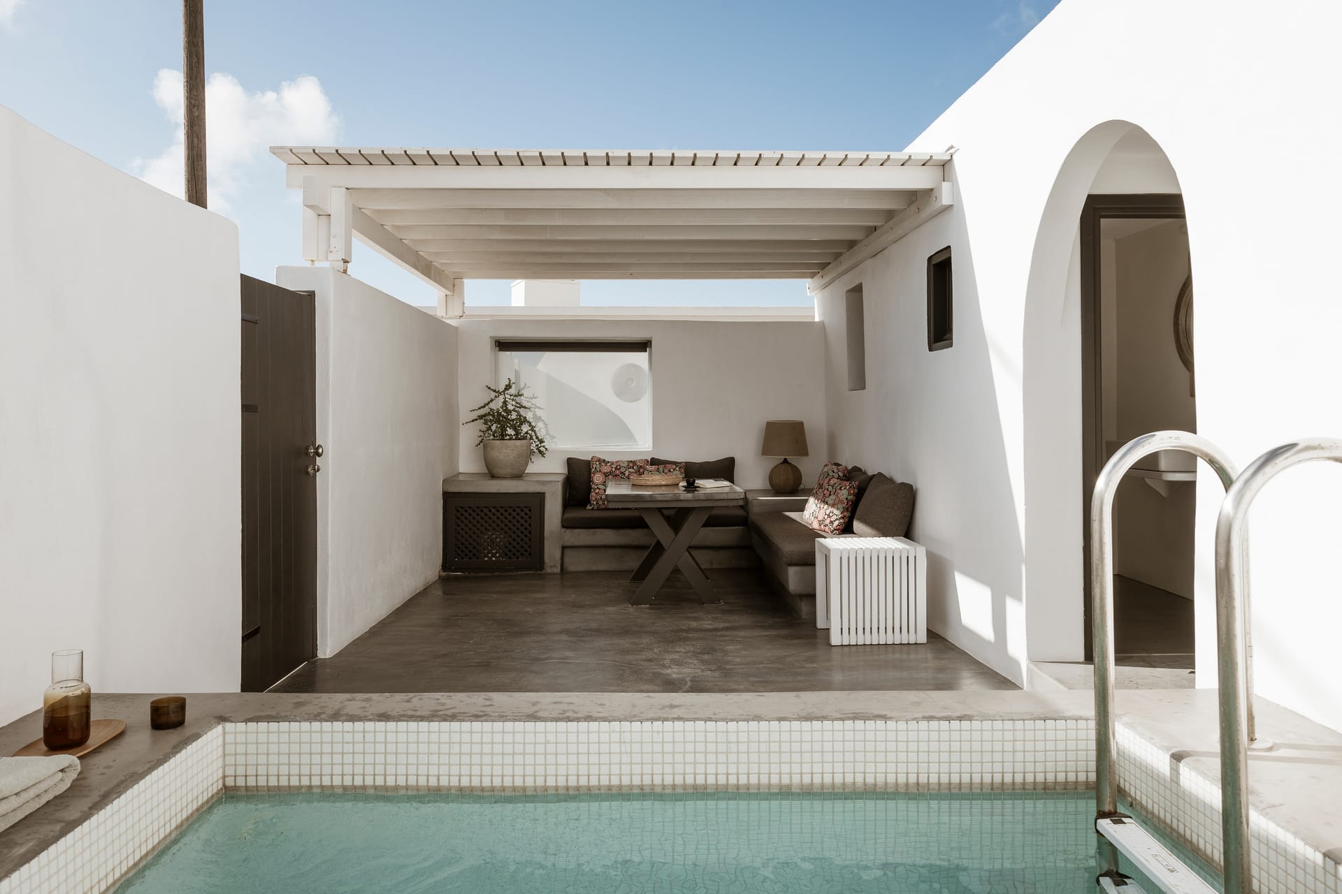 TWO BEDROOM STUDIO – Outdoor Plunge Pool