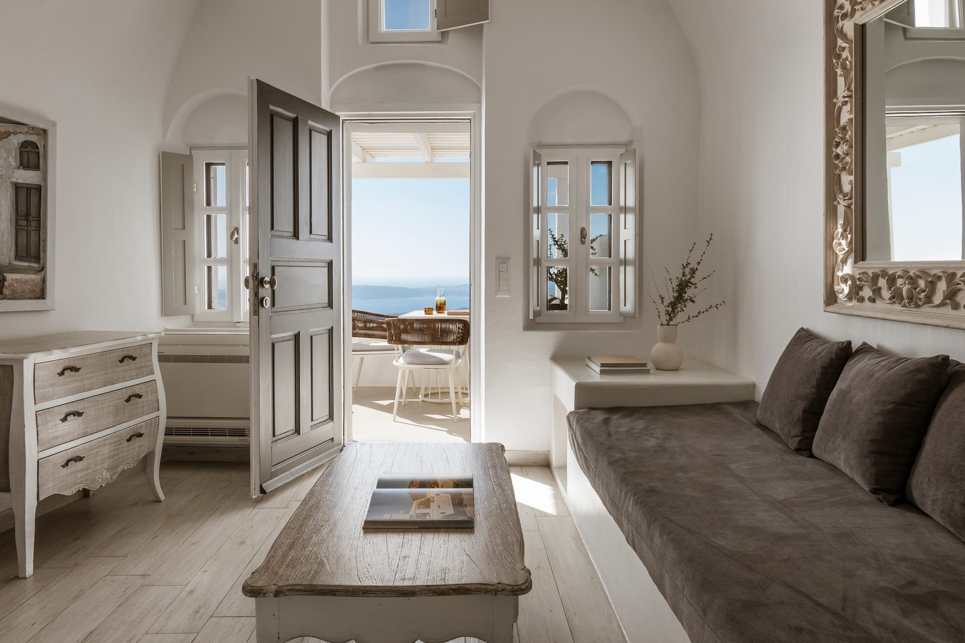 Aqua Luxury Suites Santorini - SNR - 3