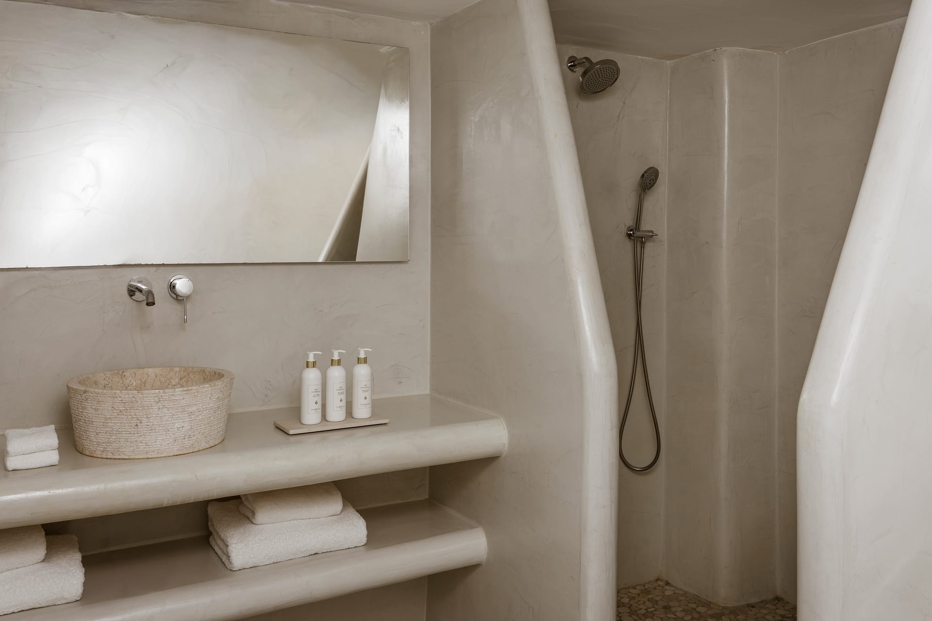 Aqua Luxury Suites Santorini - SNR - 10