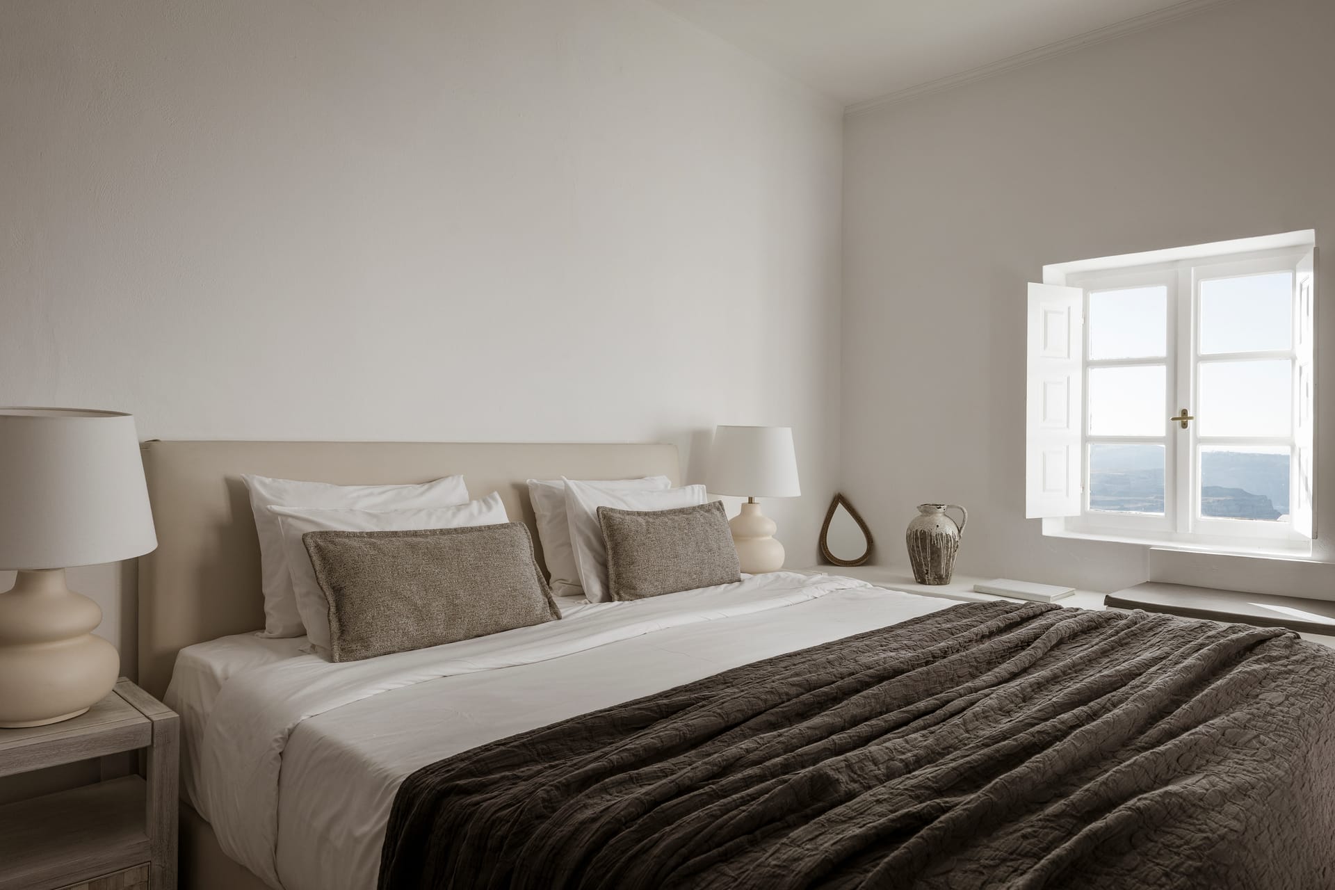 Aqua Luxury Suites Santorini - LOFT - 4