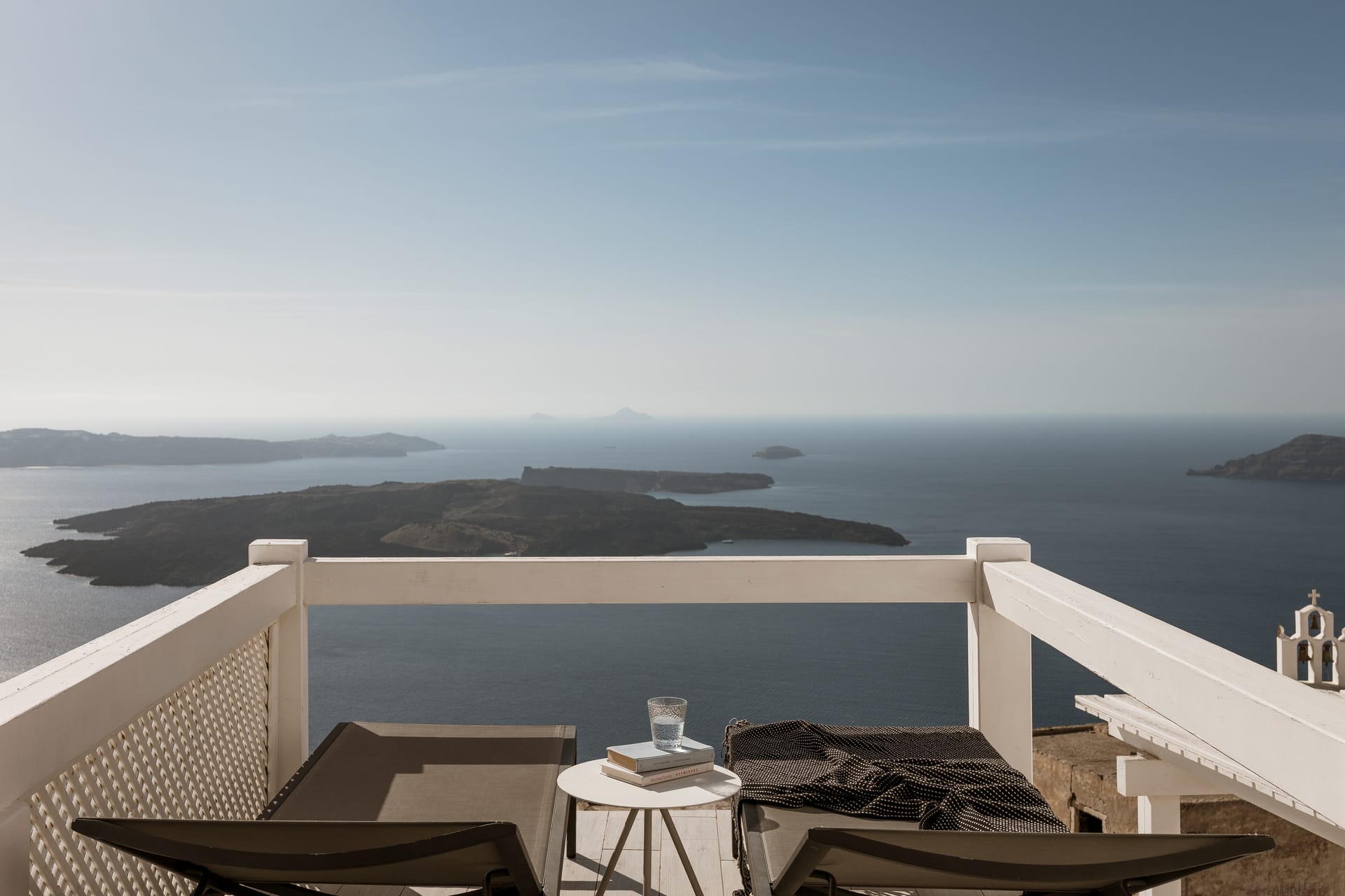 Aqua Luxury Suites Santorini - TWJUNI - 2