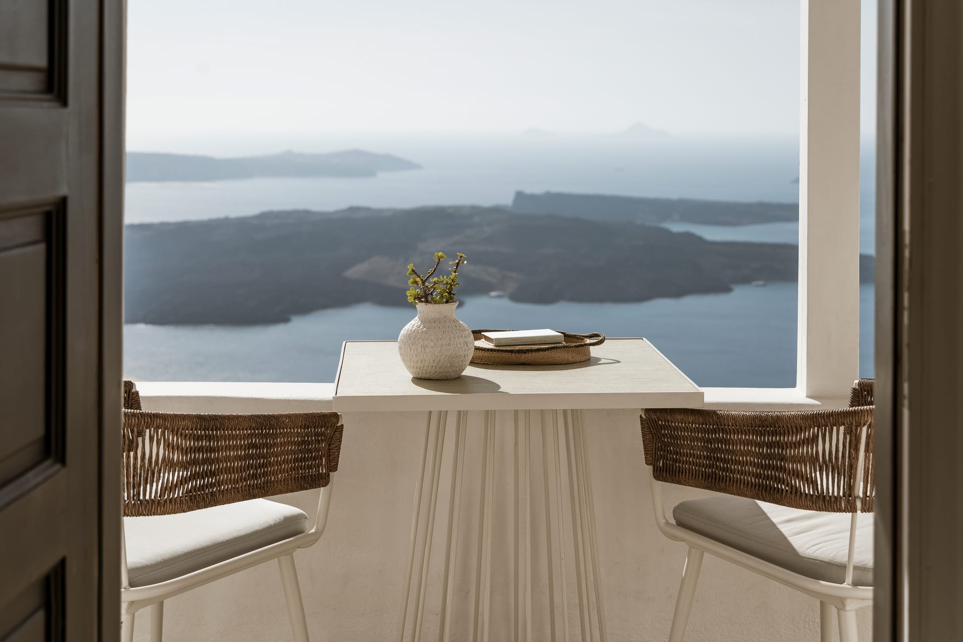 Aqua Luxury Suites Santorini - TWJUNI - 5