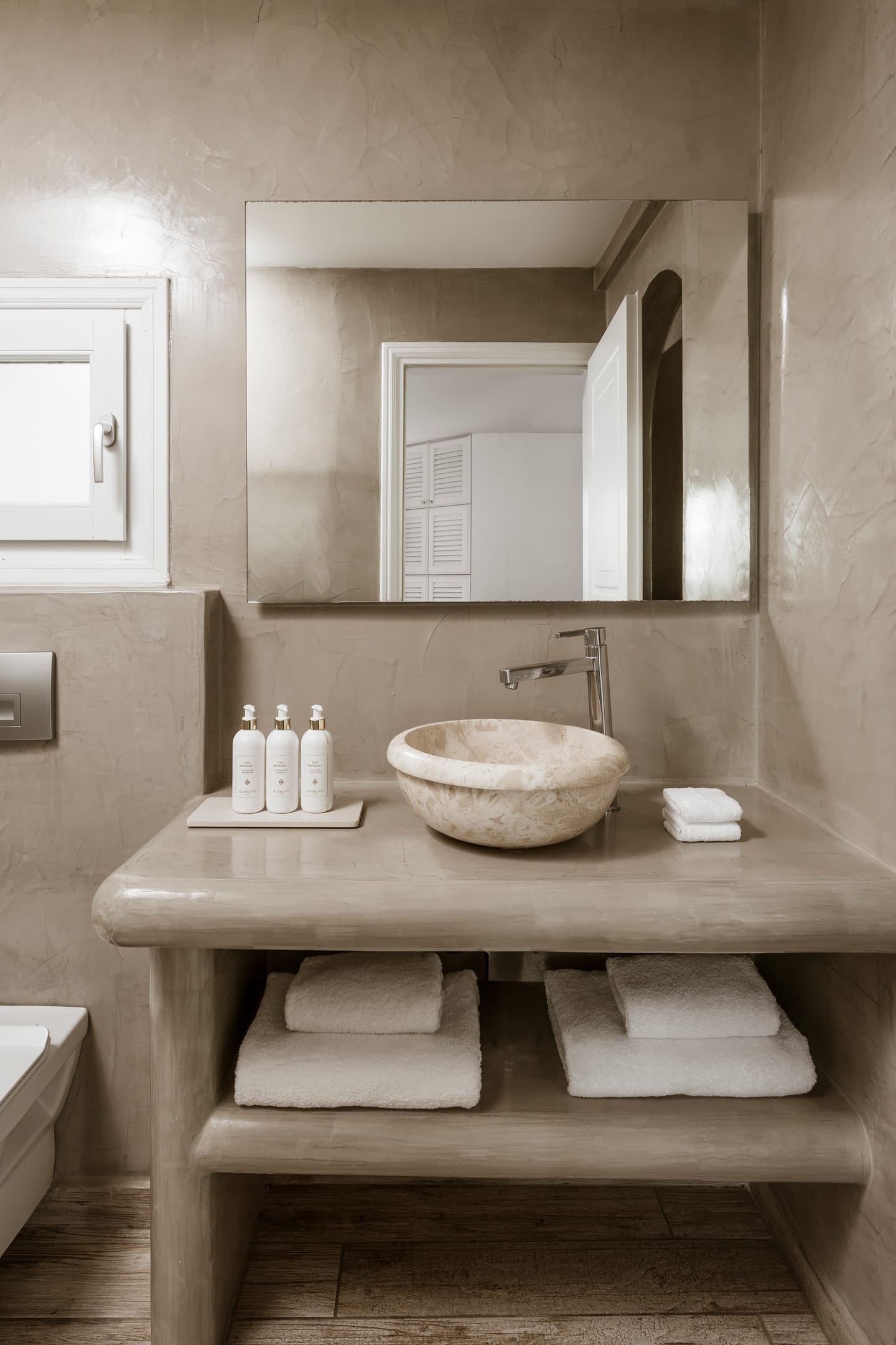 Aqua Luxury Suites Santorini - JERRY - 6