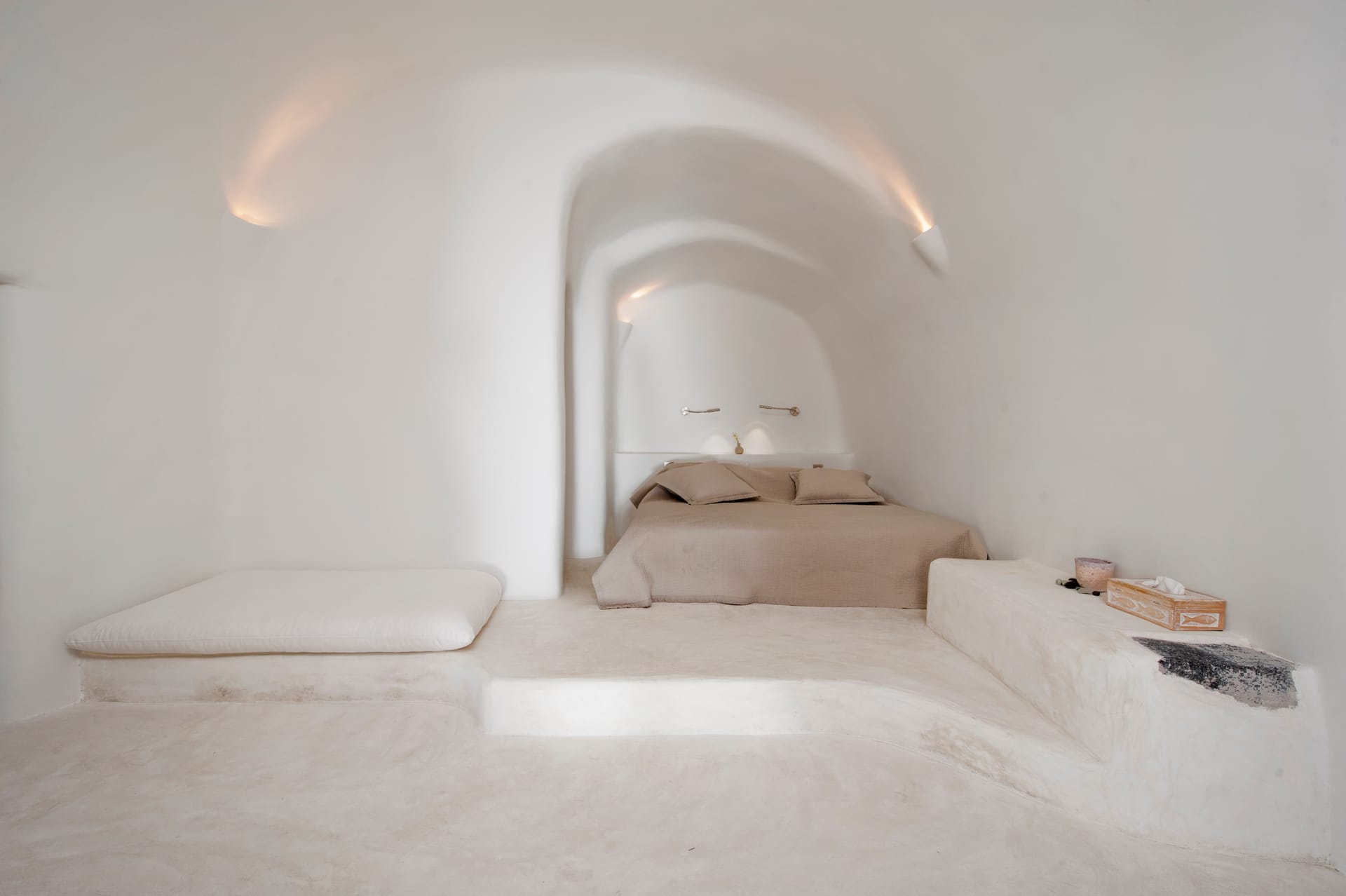 Vanilla Room with access to Terrace with Shared Hot Tub