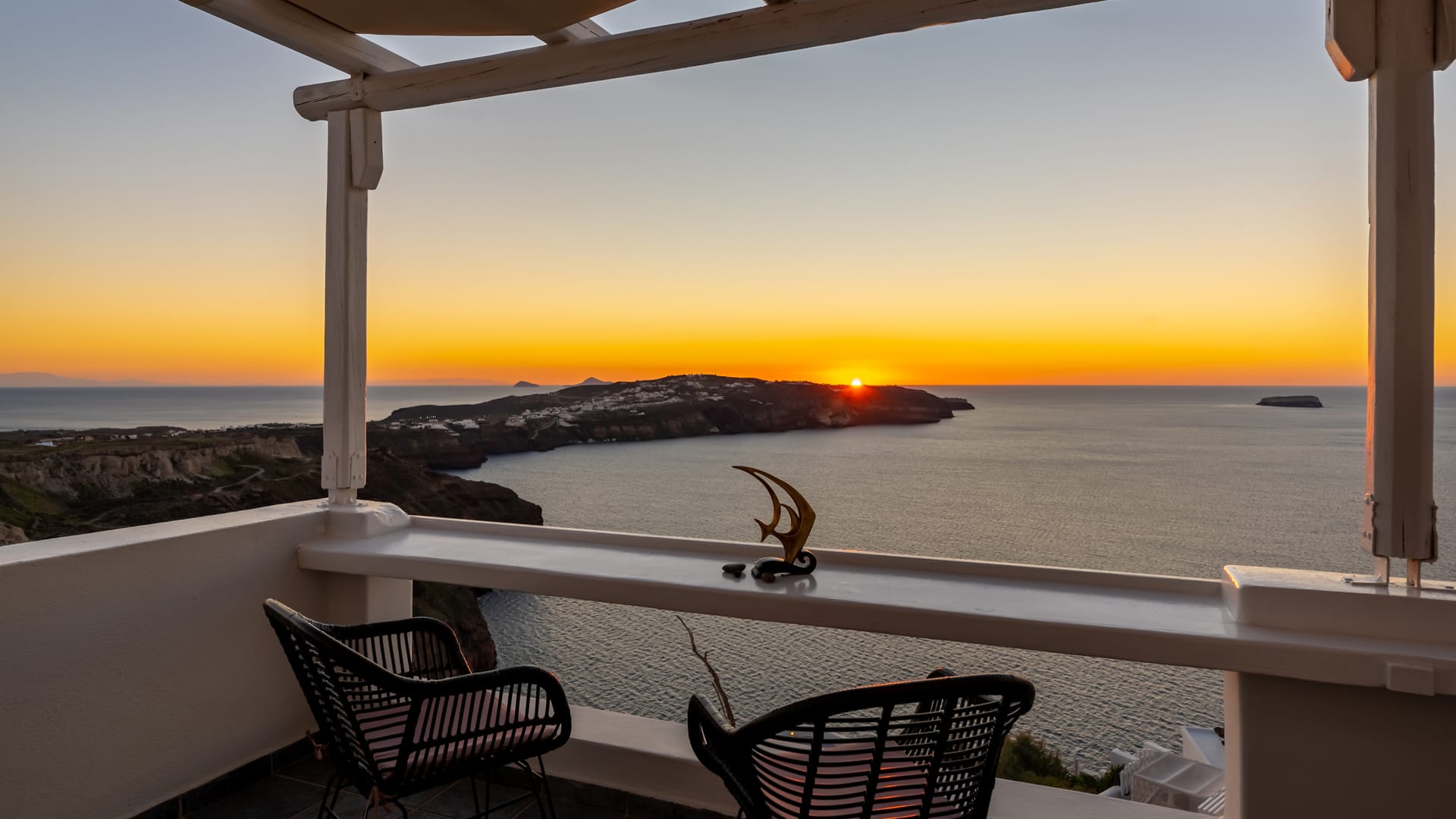 Athermi Suites Santorini - HONEYM - 2
