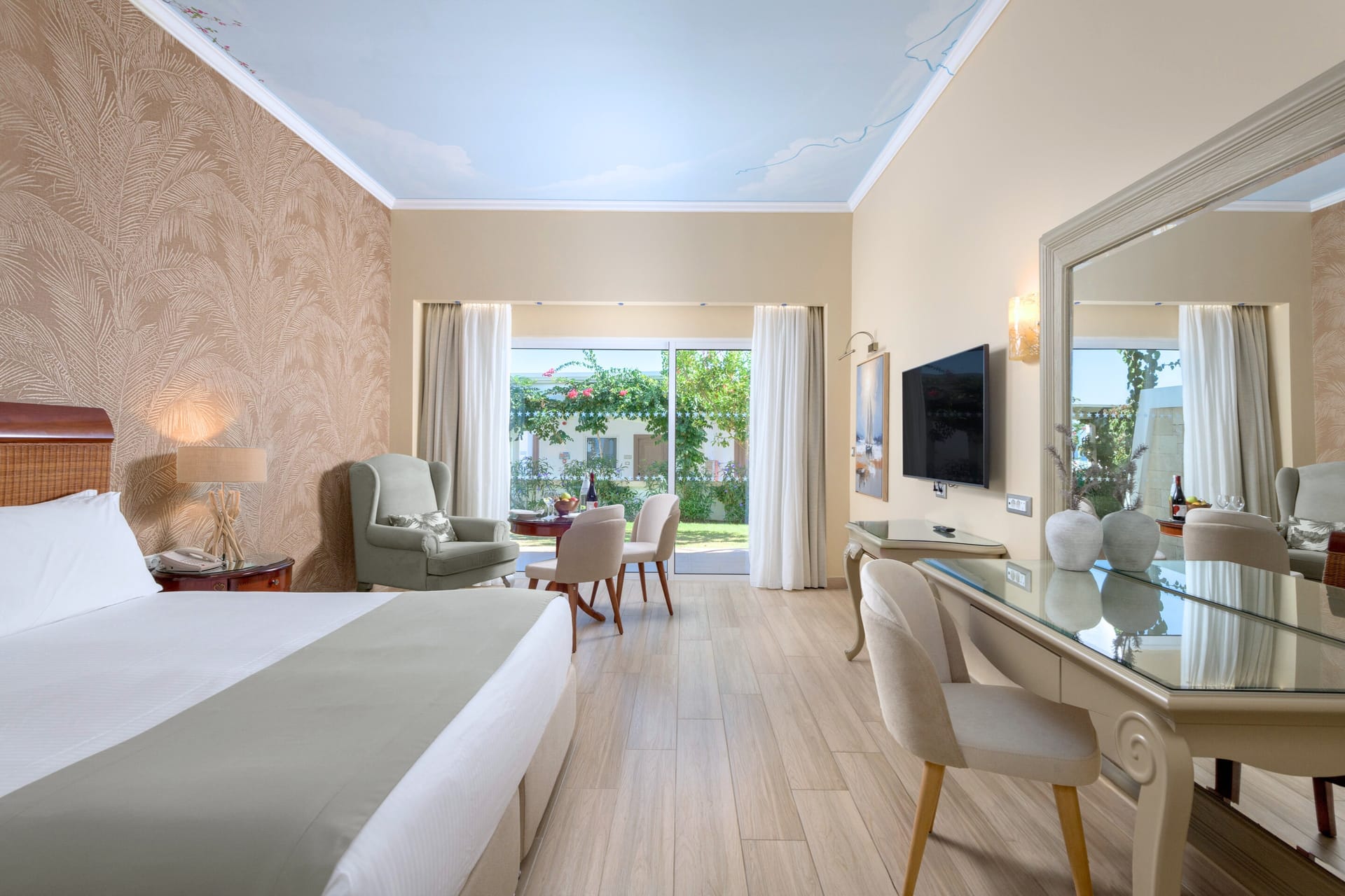 Deluxe Garden View Room