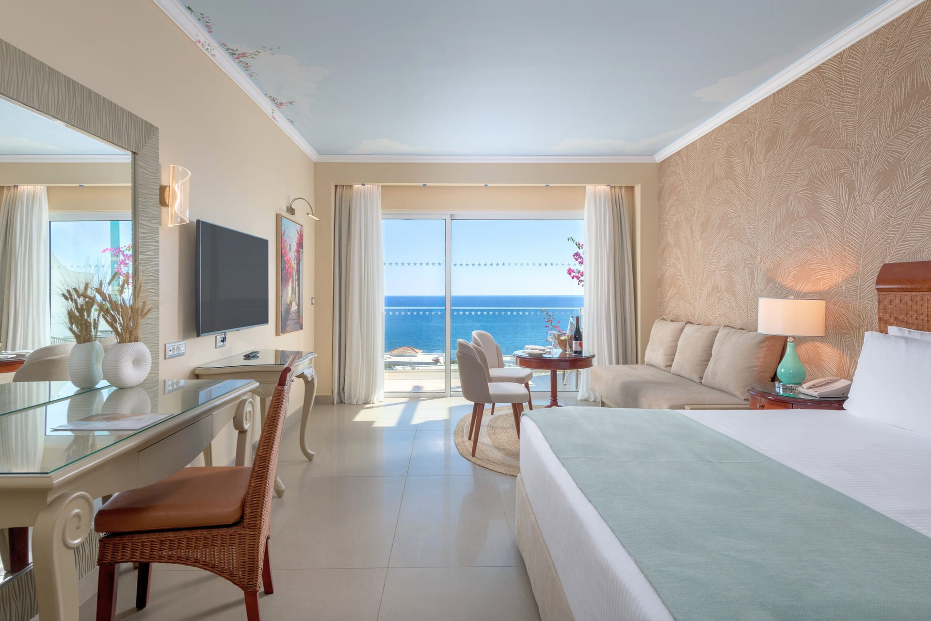 Deluxe Sea View Room