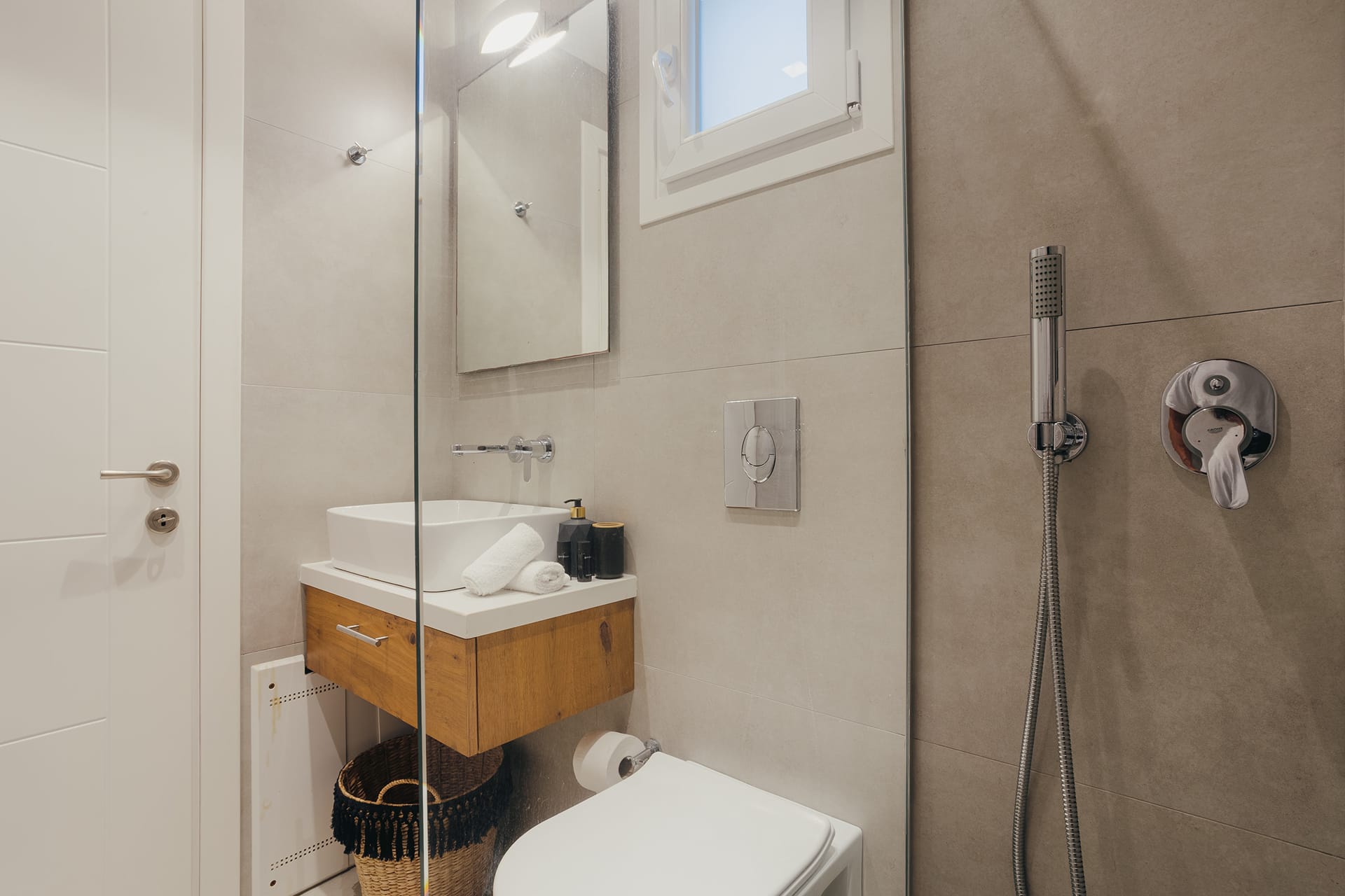 Evi Suites & Villas - JNR - 9