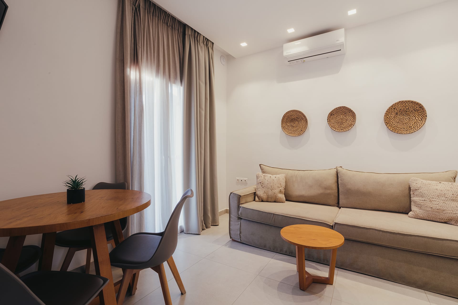 Evi Suites & Villas - JNR - 5