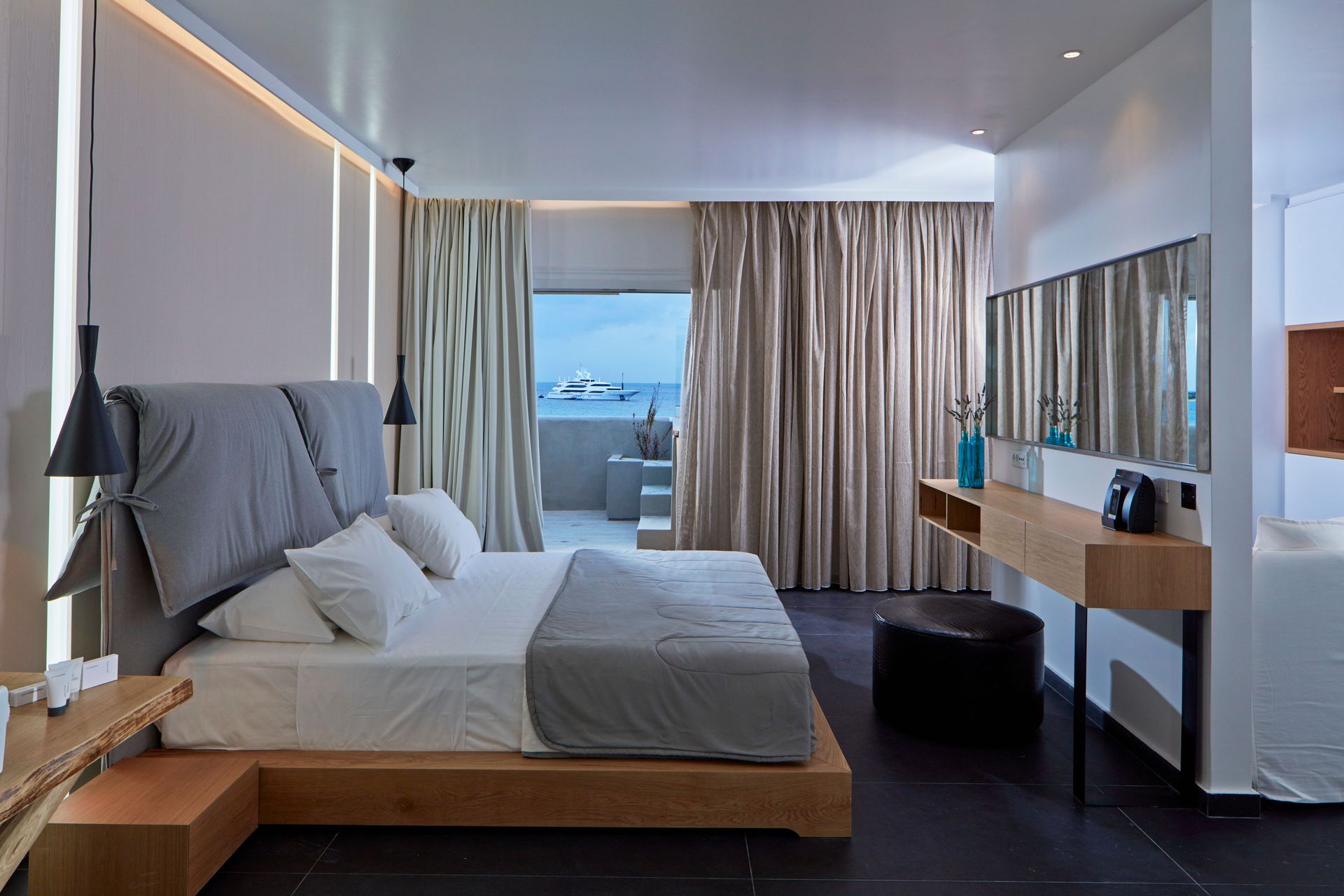Mykonos Kosmoplaz Beach Resort - DLS - 3