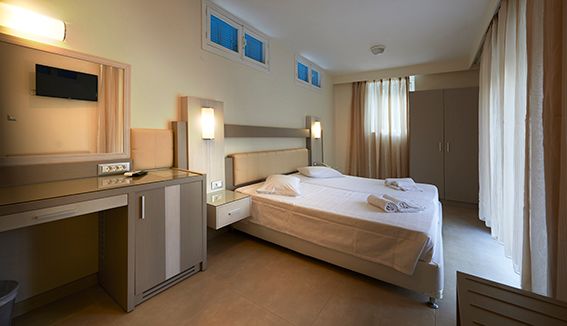 Pegasos Deluxe Beach Hotel - BUNG - 4