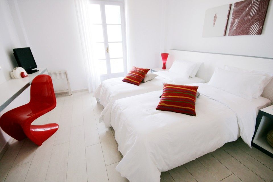 Ground Floor Suite