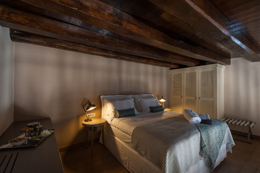 Serenissima Boutique Hotel - SUTS - 5