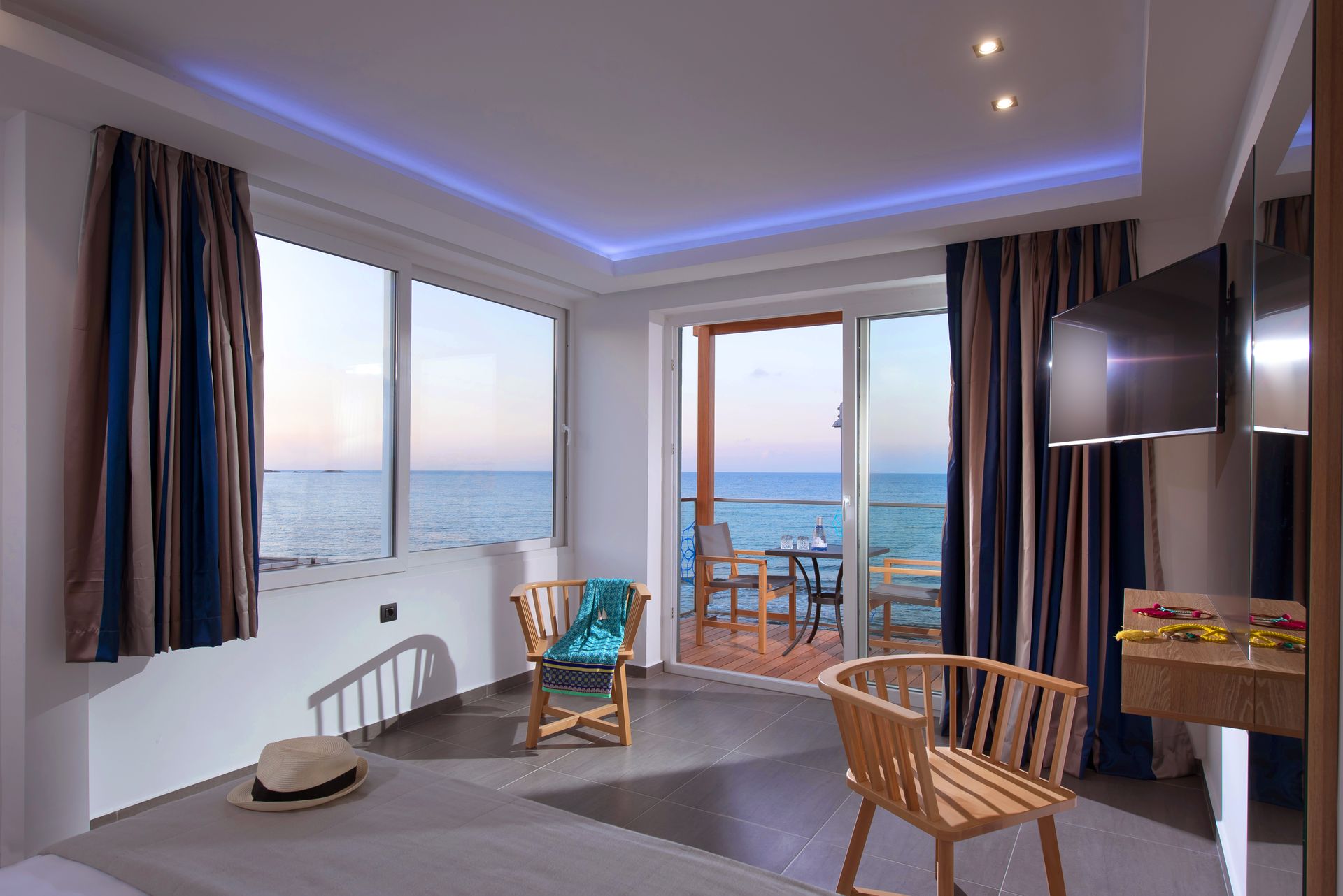 Enorme Infinity Beach – Adults Only - DLXJSU - 5