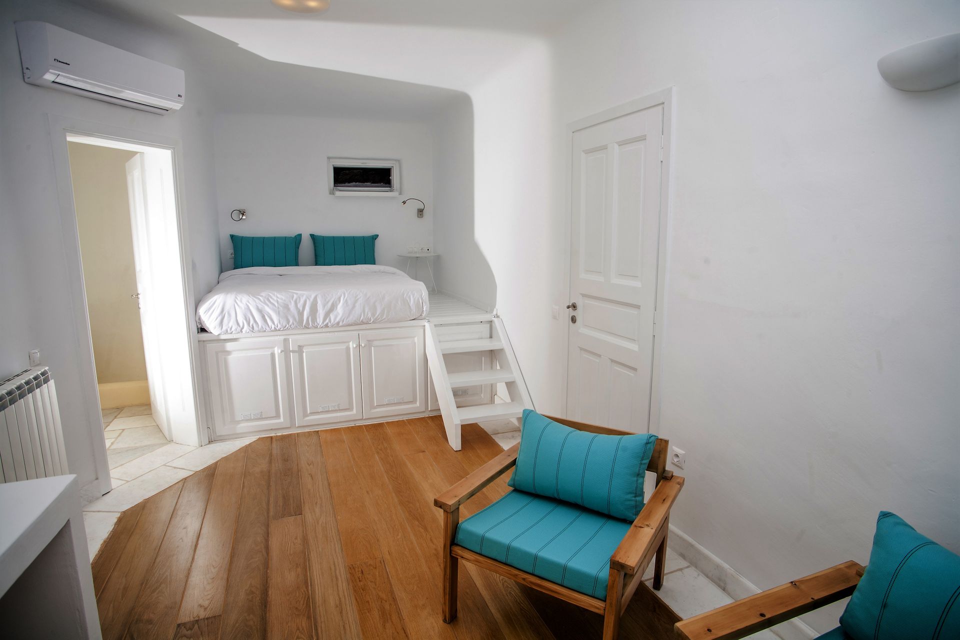 Thalia Suite