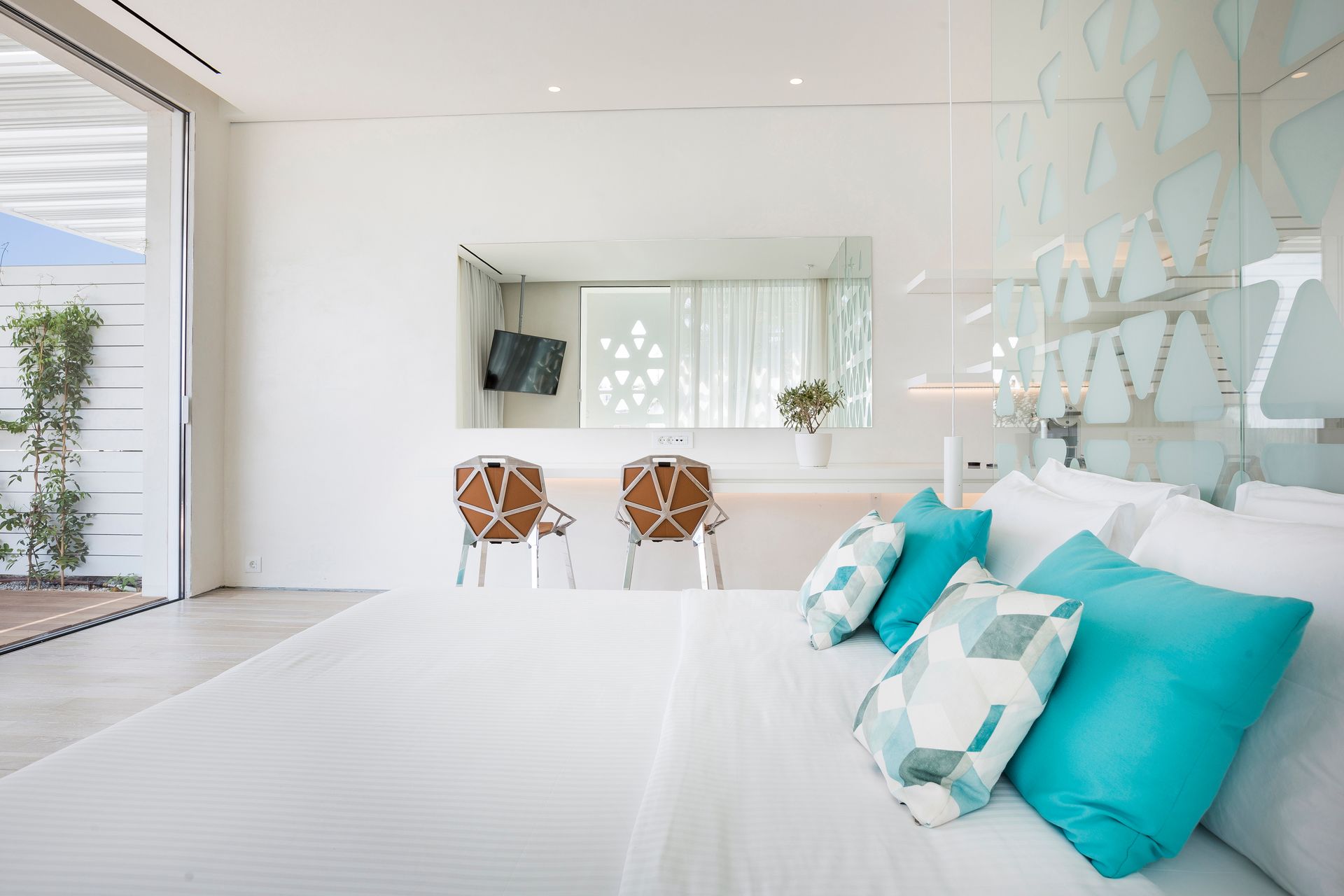 Mykonos Dove Beachfront Hotel - DRSUI - 4