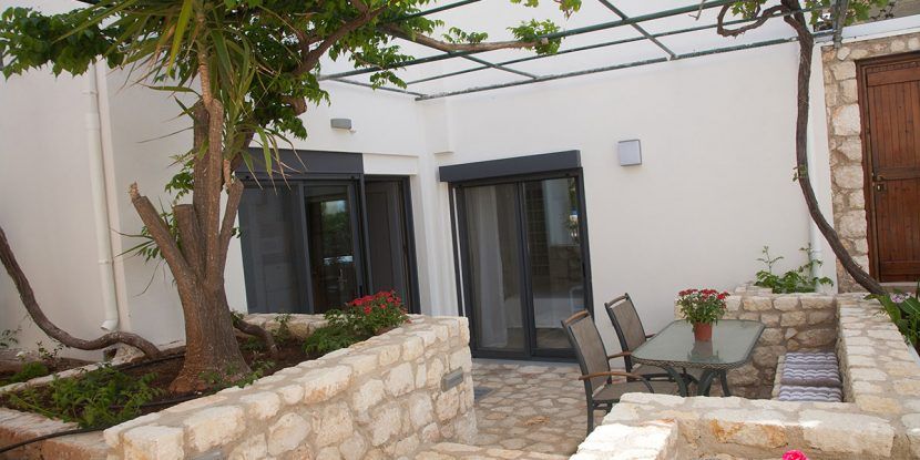 Apartment Giasemi – One Bedroom Apartment | Garden View