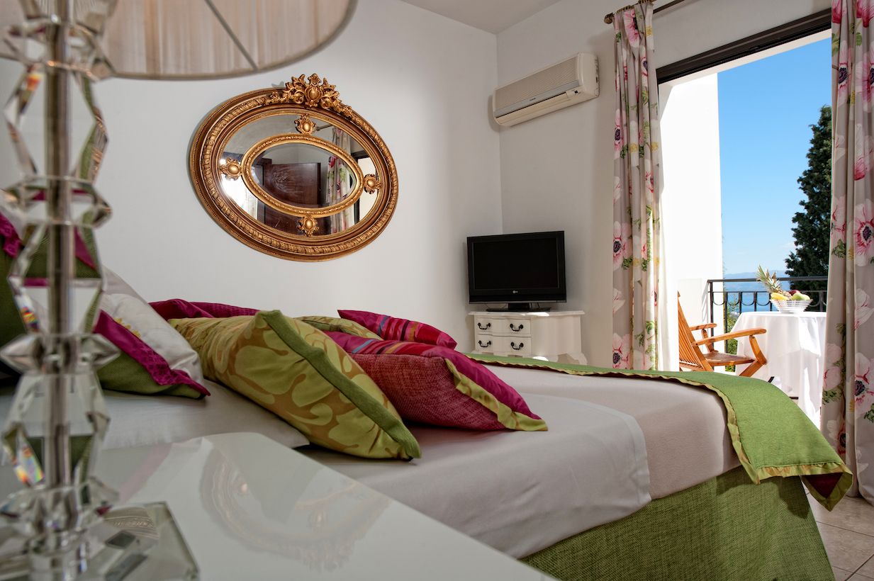 Executive Suite Panoramic Sea views