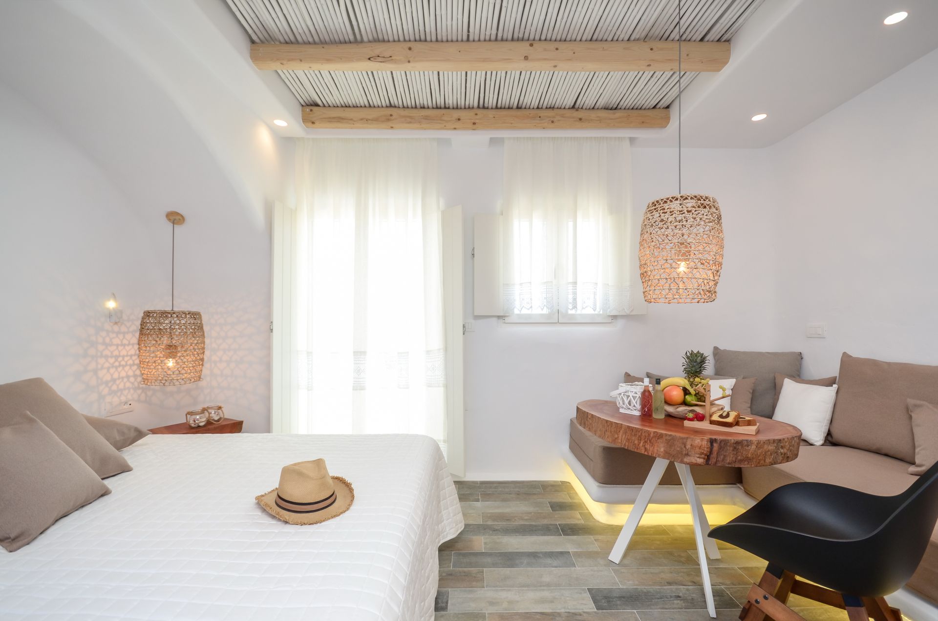 Naxos Island Escape - WHITE - 9