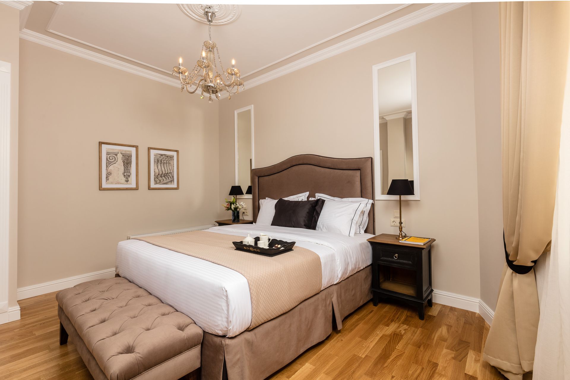 Vintage 1 Bedroom Suite