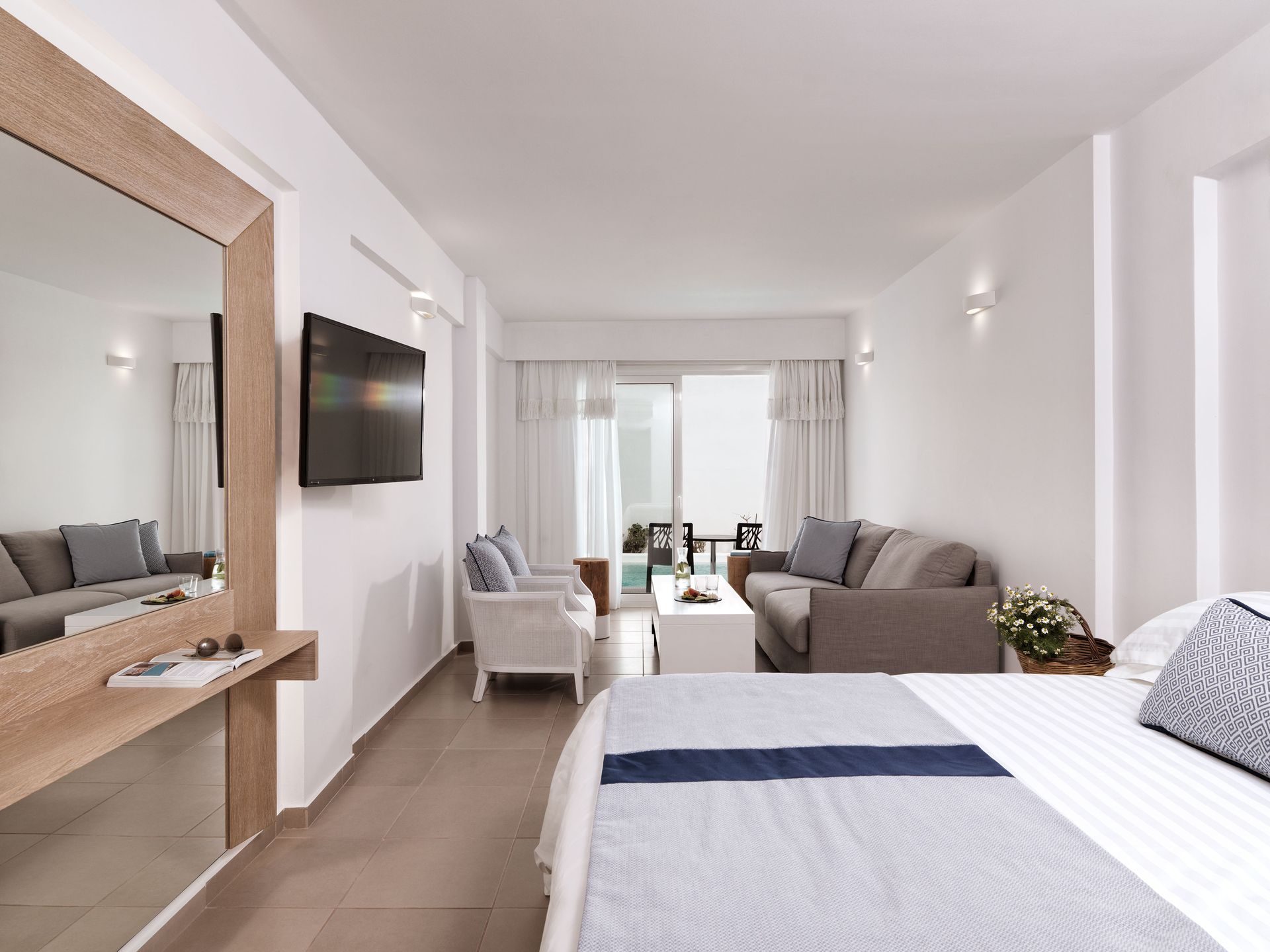 Aressana Spa Hotel & Suites - JNR - 4
