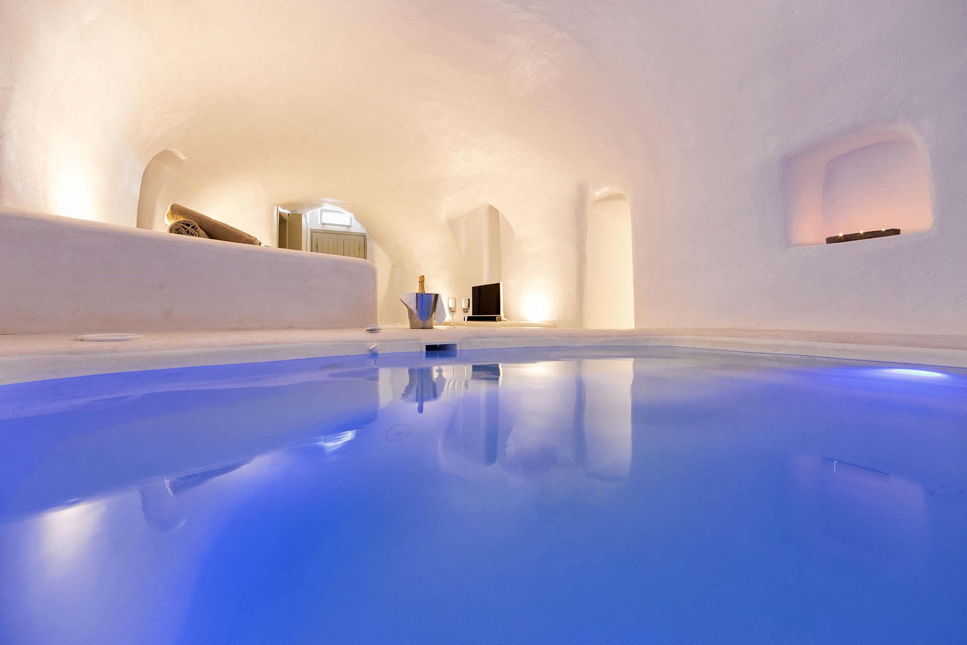 Two Bedroom Villa with Private Heated Tub