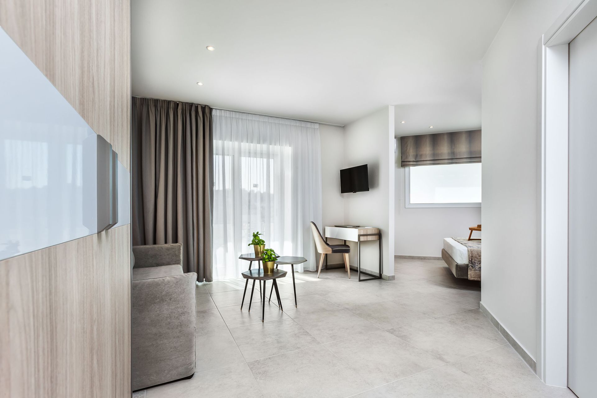 Family Room Executive