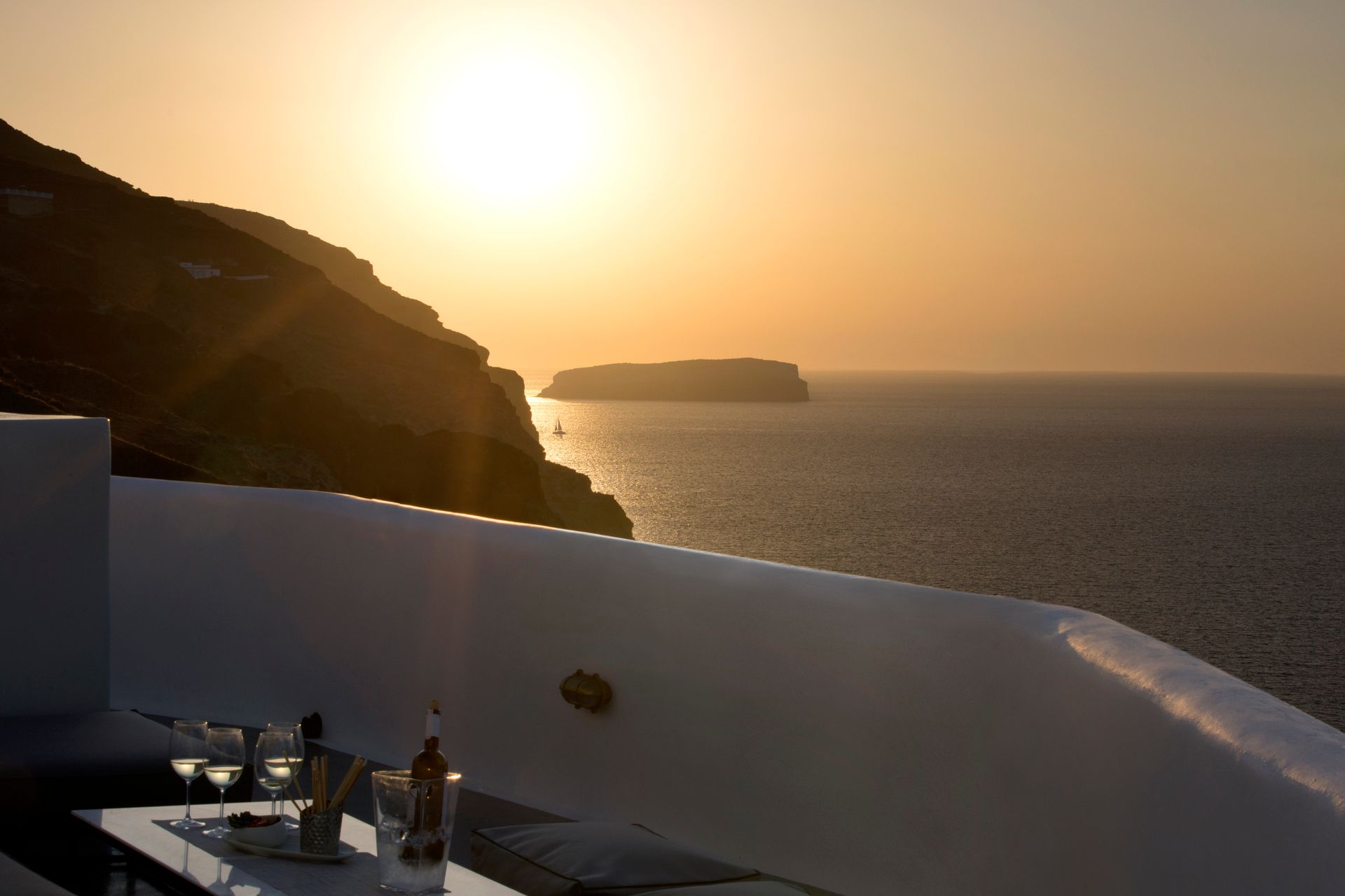 Akrotiri Cove Santorini - LUXHOU - 10