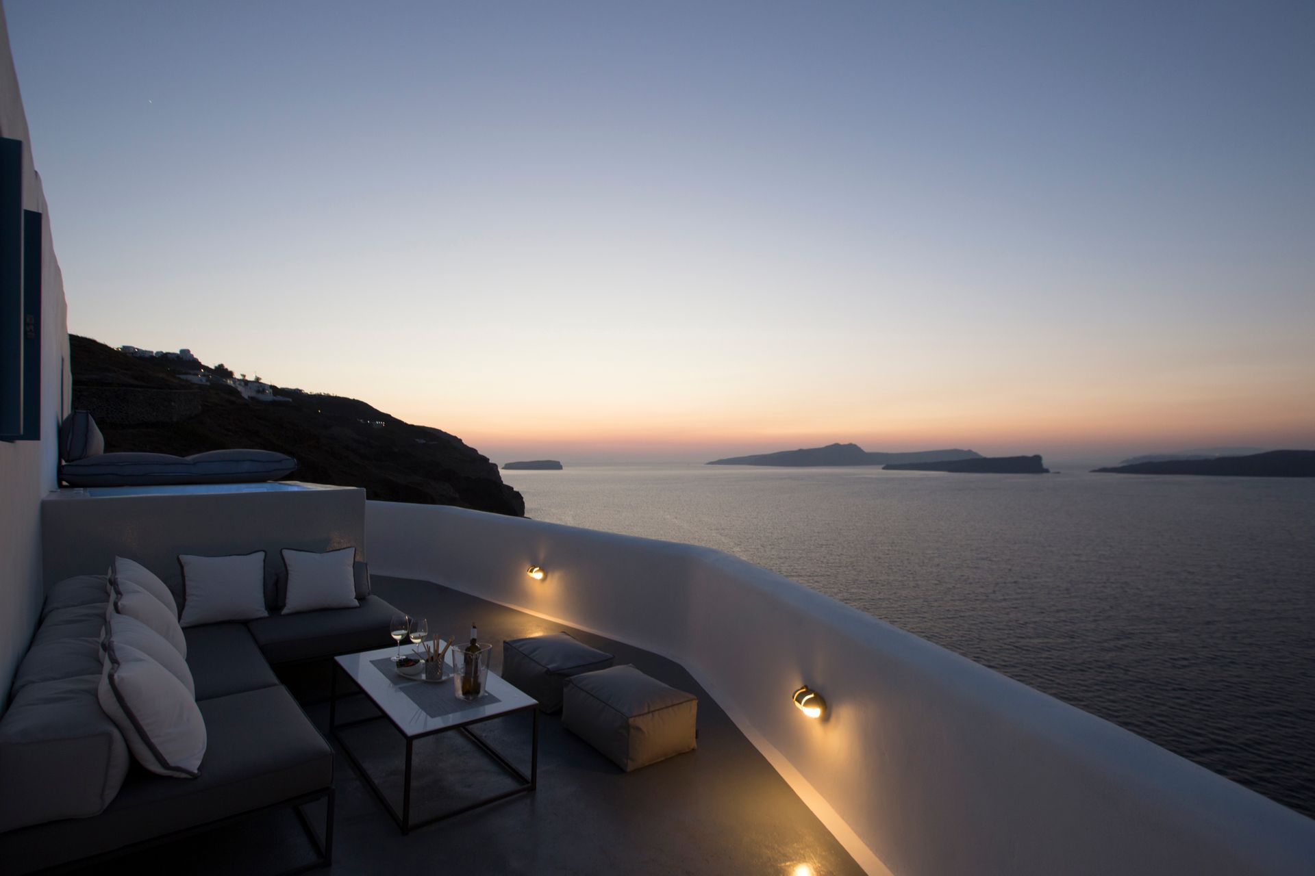 Akrotiri Cove Santorini - LUXHOU - 30