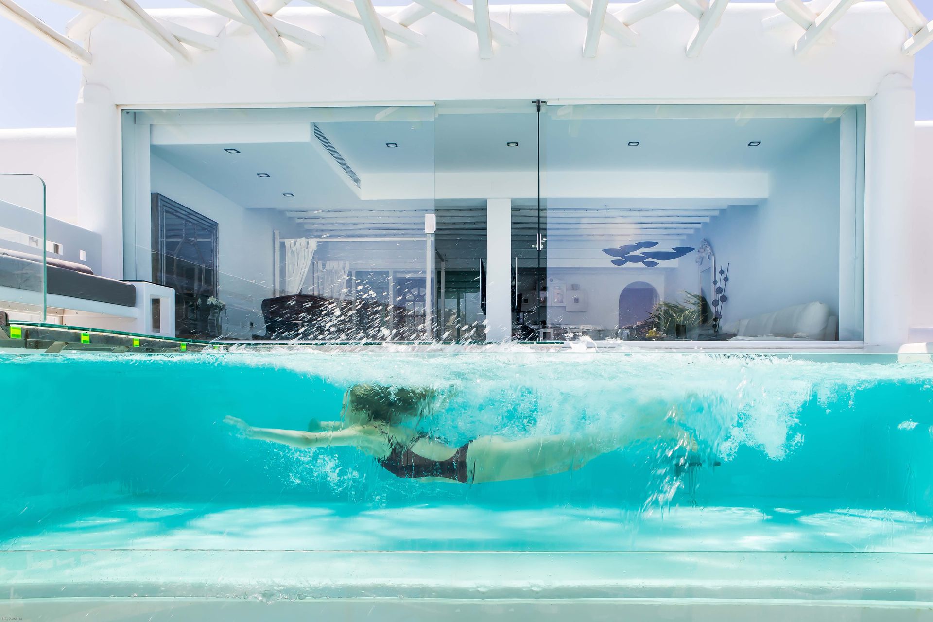 Signature Suite 130 Sea View with Private Glass Pool