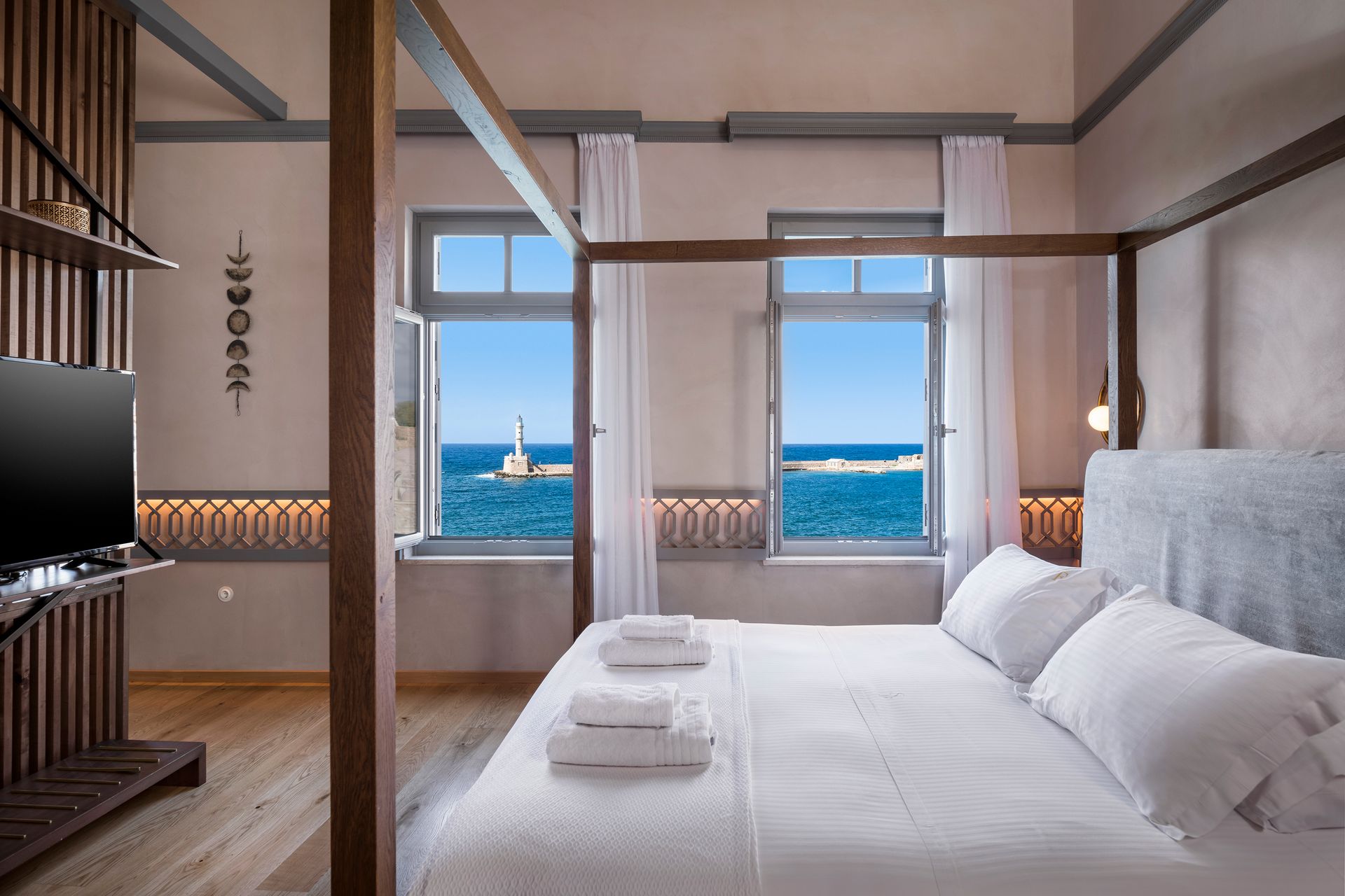 Master Sea View Suite with Private Roof Garden