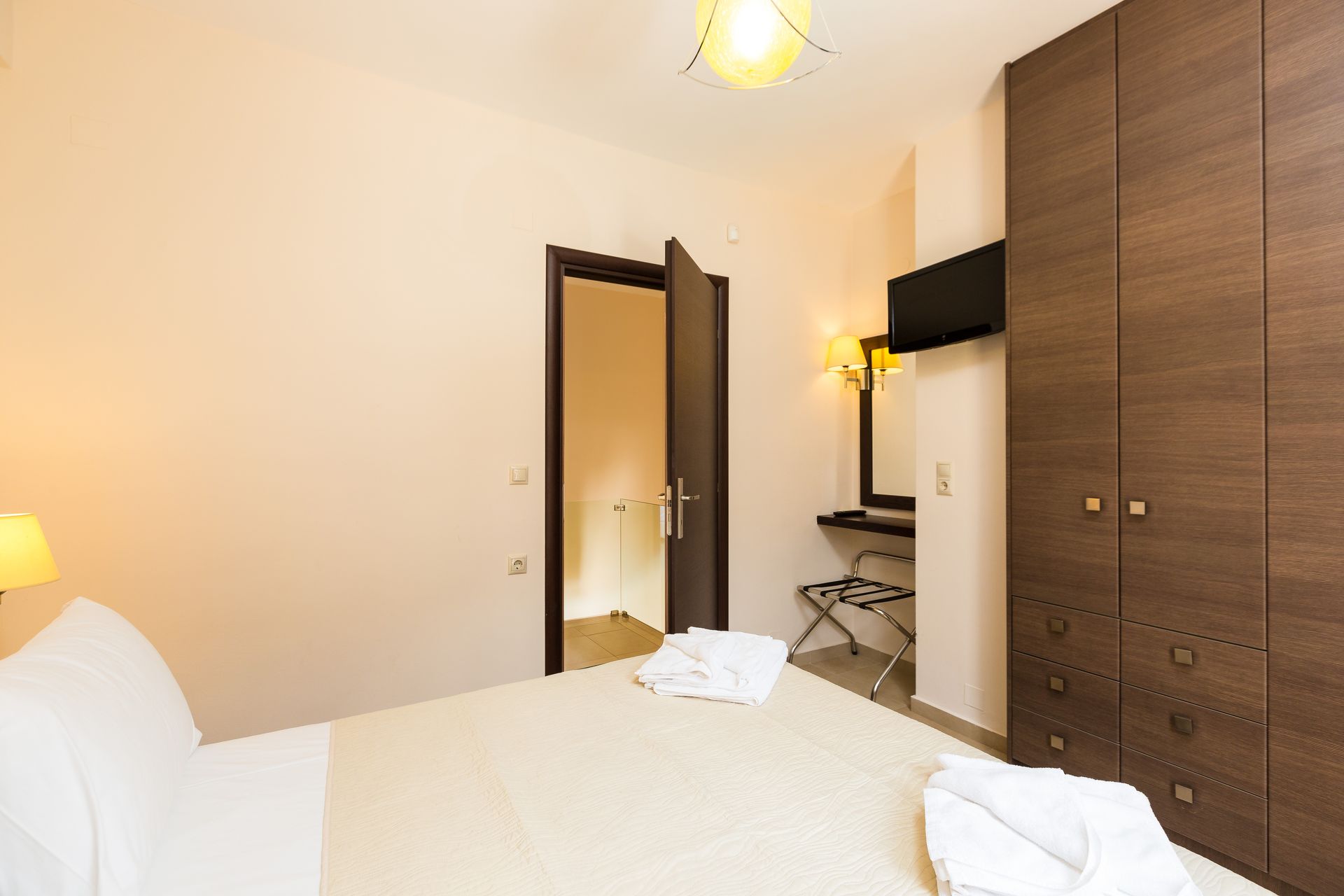 Pantheon Villas & Suites Rethymno - 3BED3L - 4