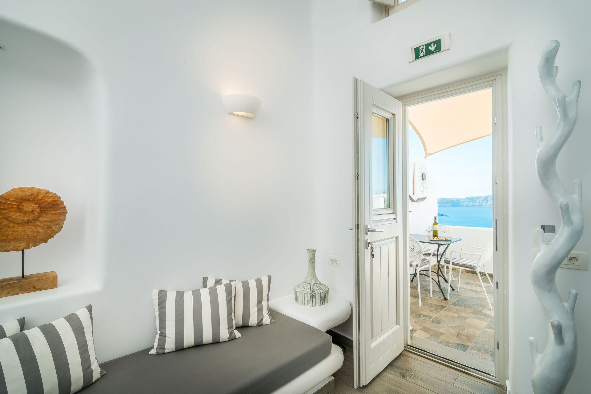 Angel Luxury Suites Santorini - ATHINA - 11
