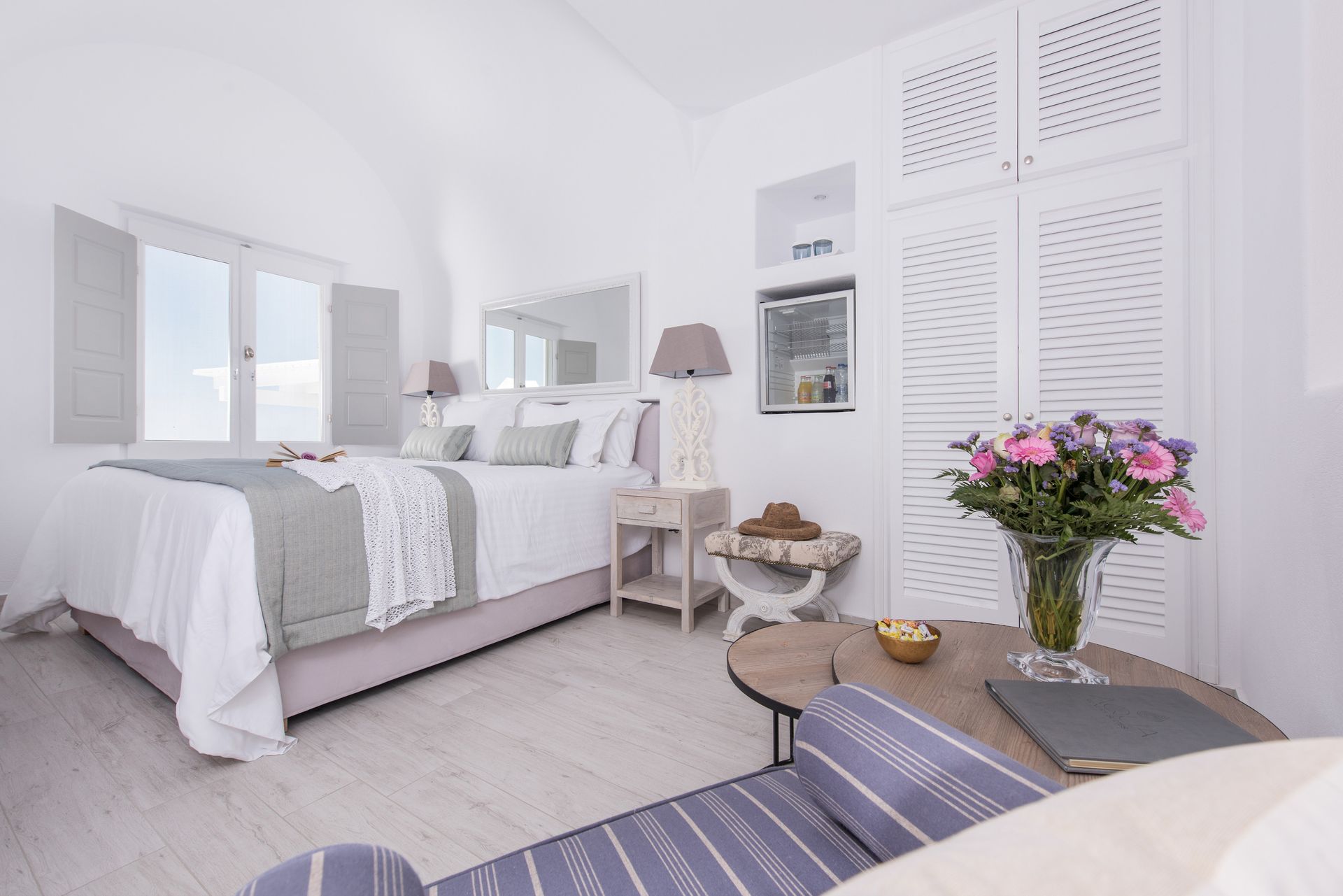 Aqua Luxury Suites Santorini - OFFER - 4