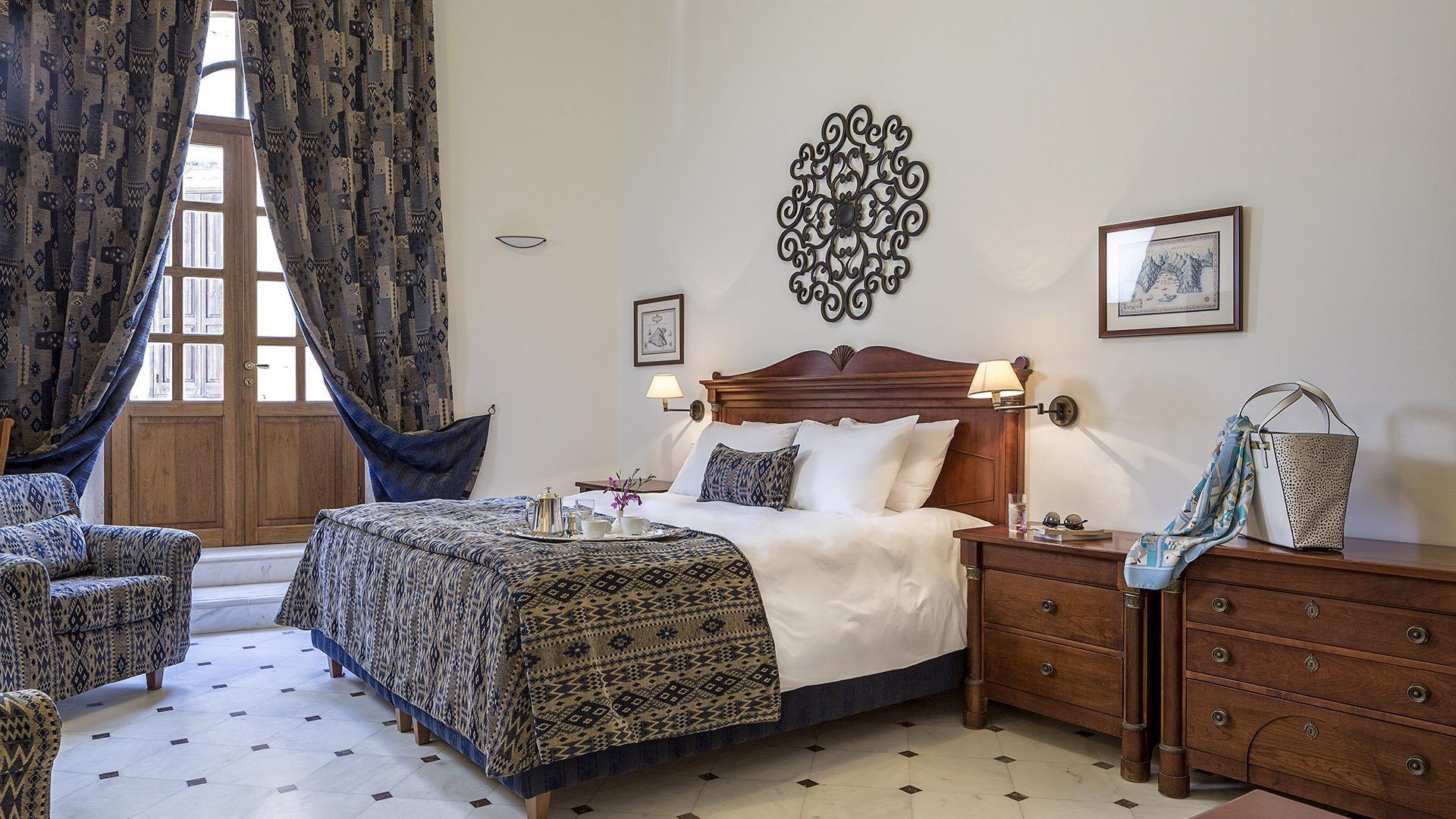 Honeymoon Suite