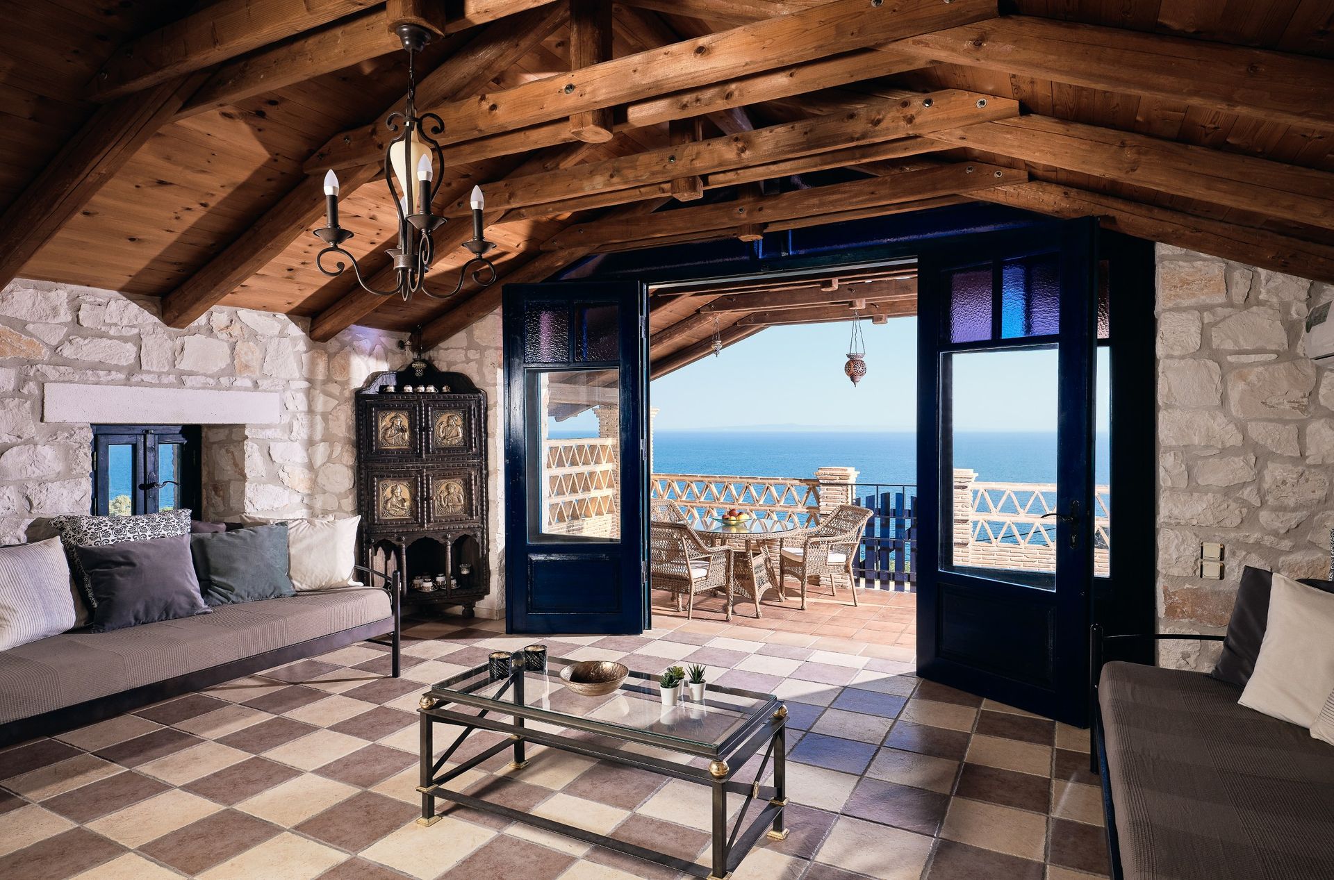 Two Bedrooms Deluxe Suite with Sea View