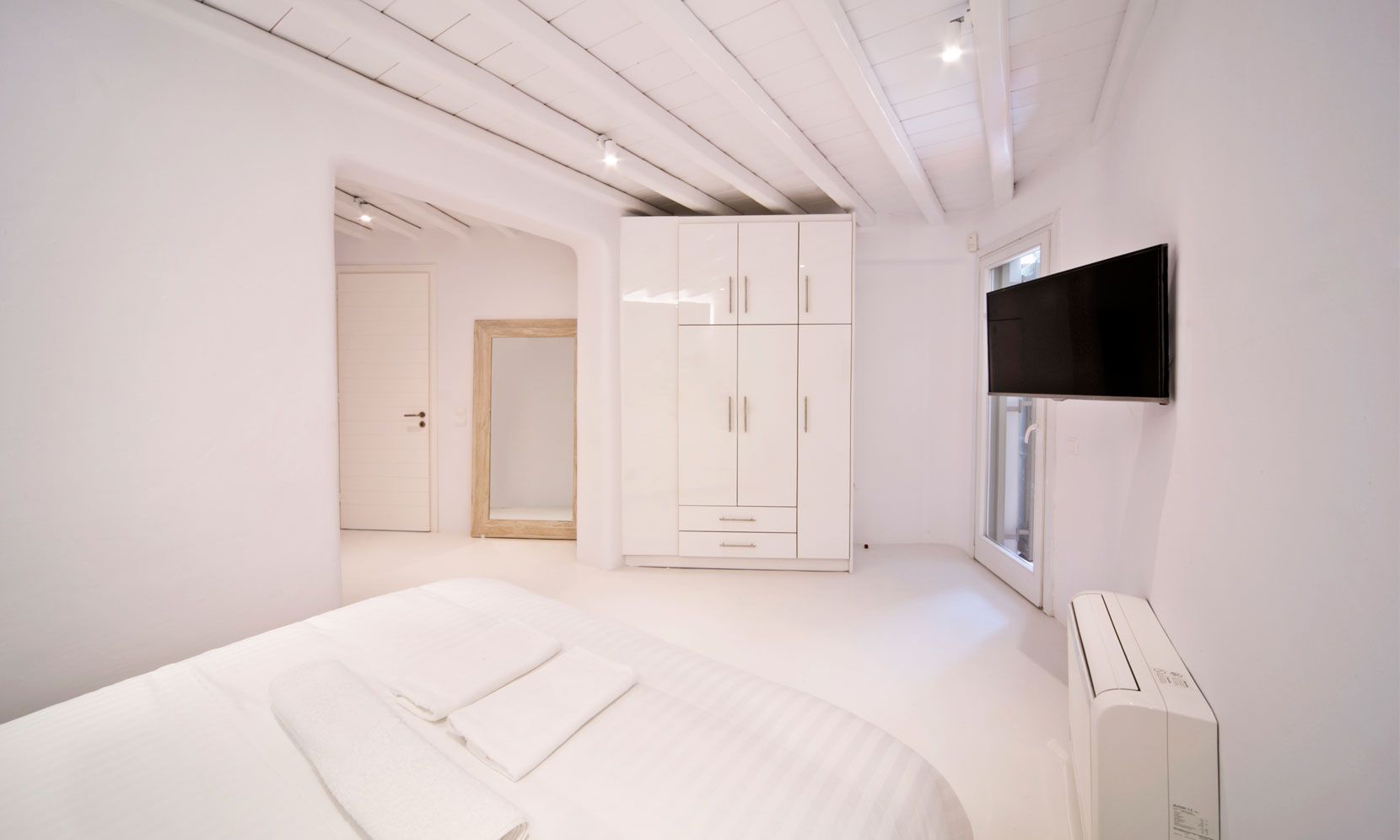 Luxury Heavens Mykonos - MEIDIA - 23
