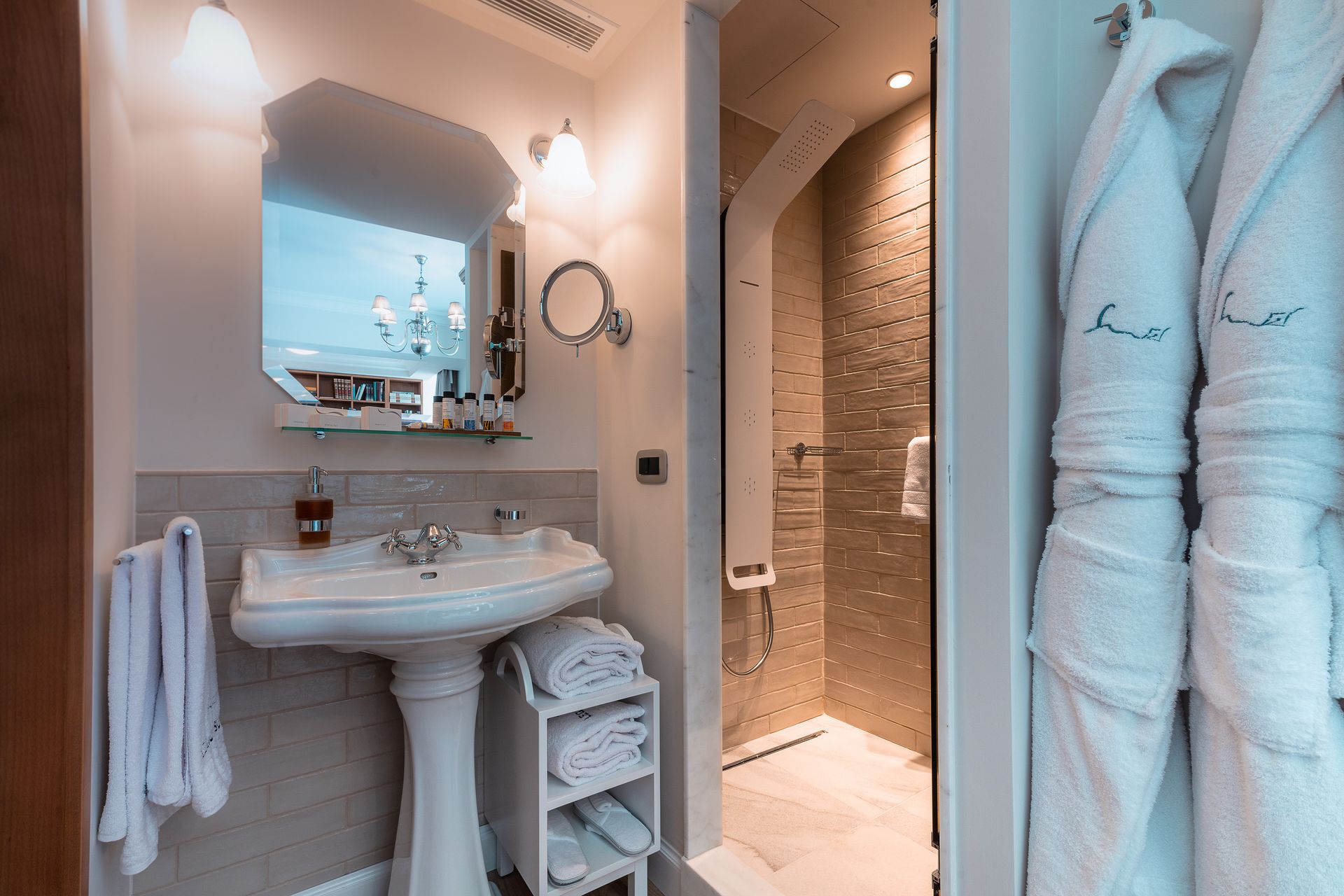 Legacy Gastro Suites - SUIK - 3