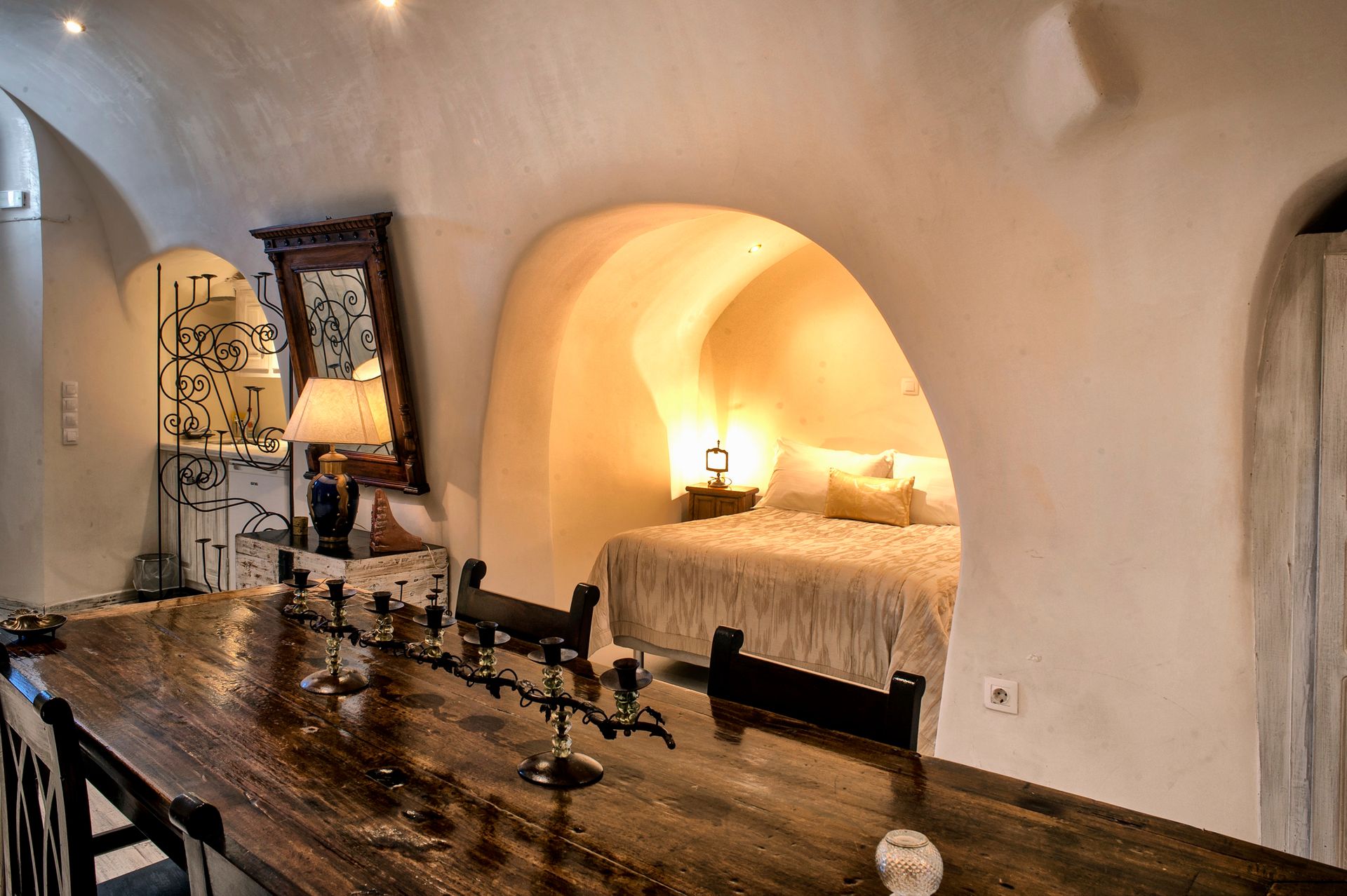 Heliophos Boutique Caves - DELSUI - 24