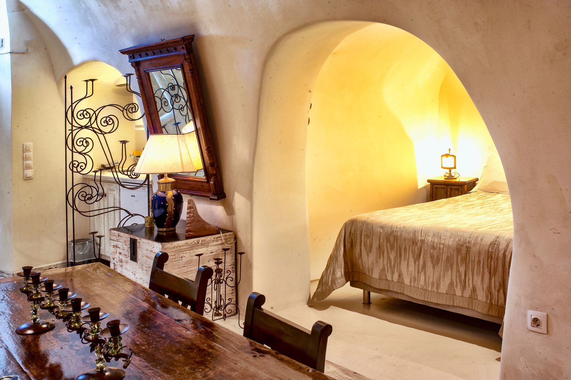 Heliophos Boutique Caves - DELSUI - 34